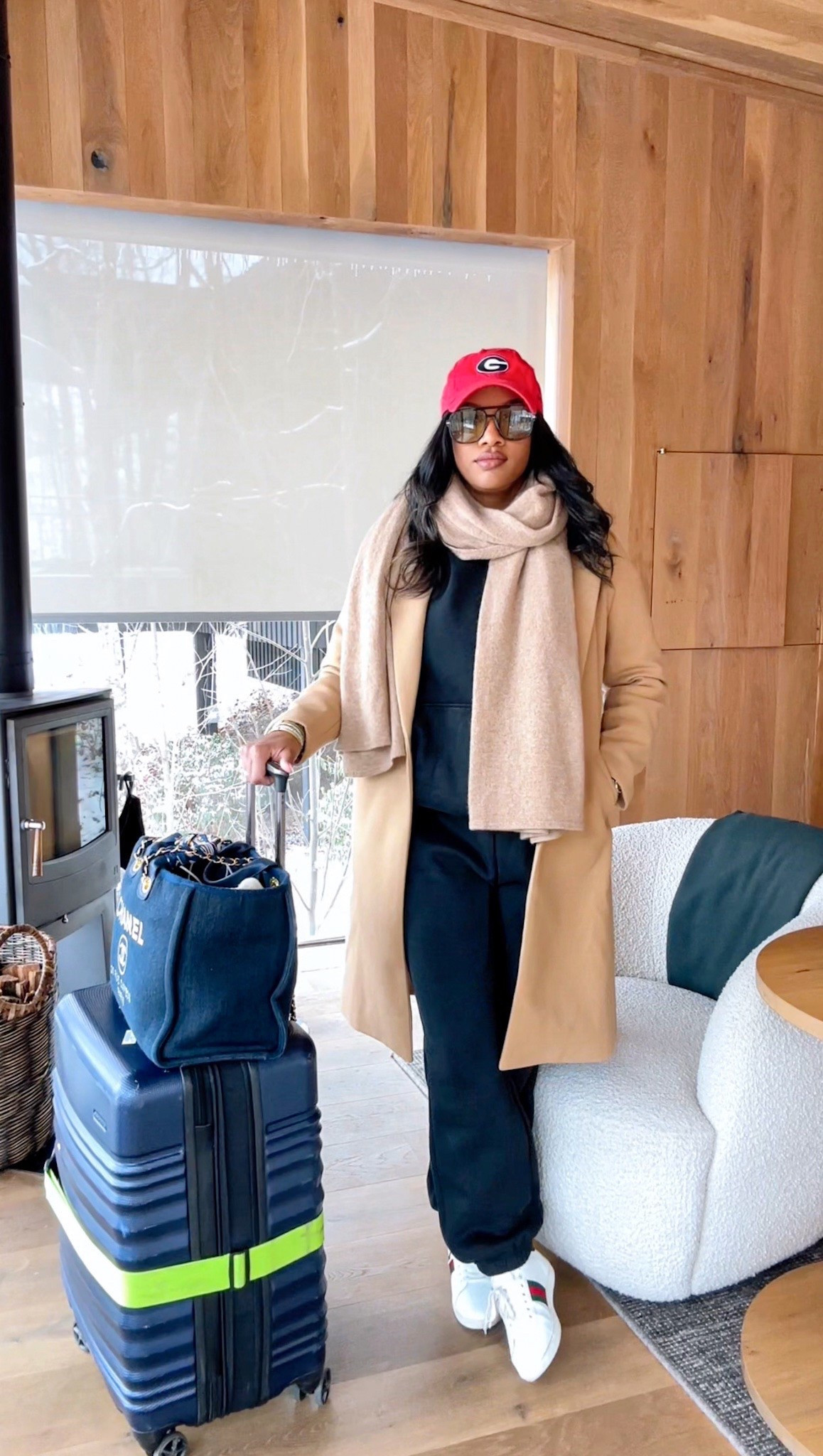 Amazon matching set, travel outfit, airport style, casual chic, comfortable travel, affordable fashion, travel essentials, matching loungewear,travel style, travel, look, OOTD


#LTKSpringSale #LTKTravel #LTKFindsUnder50