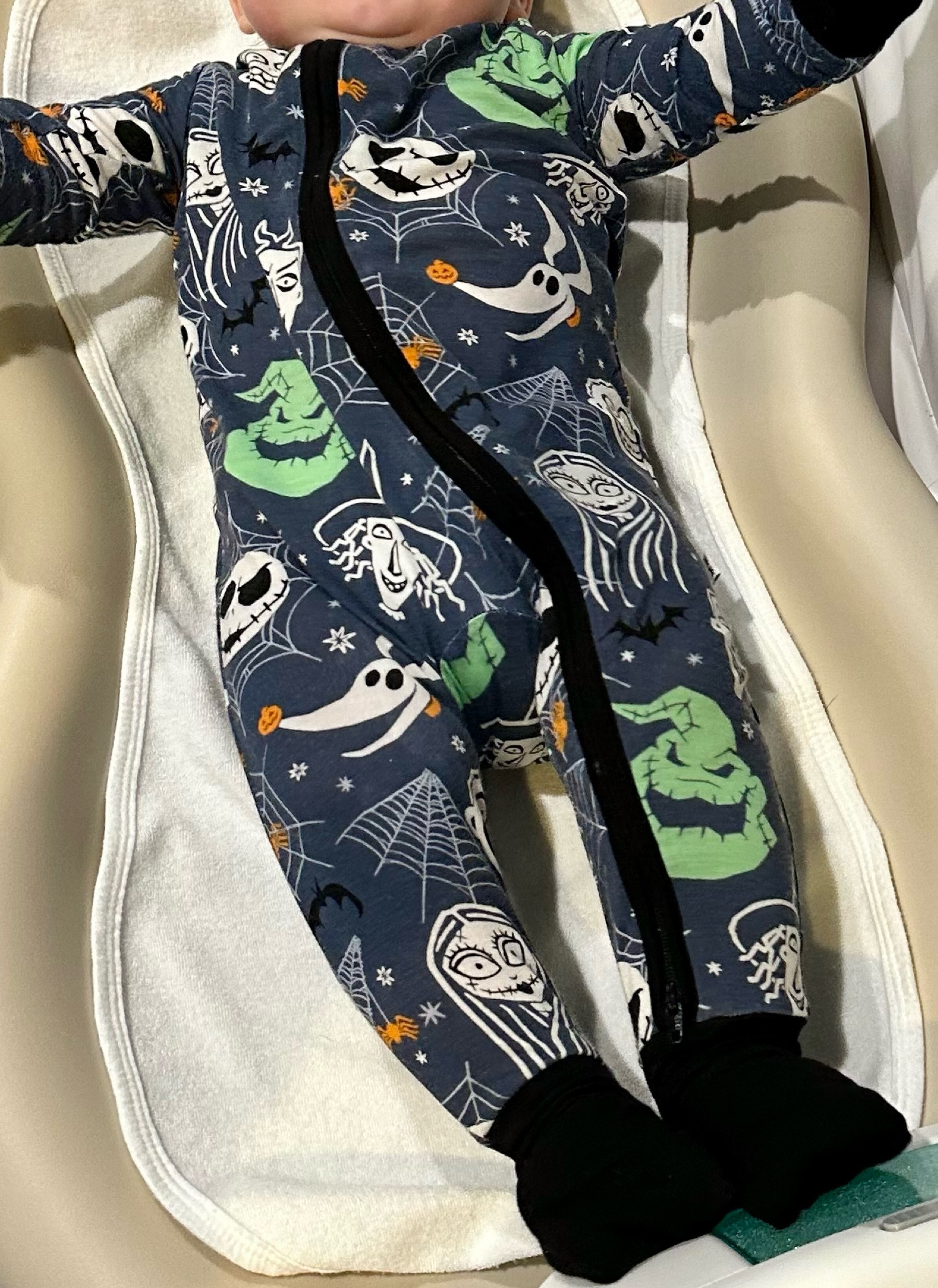 baby Halloween pajamas 

#LTKKids #LTKHalloween #LTKBaby