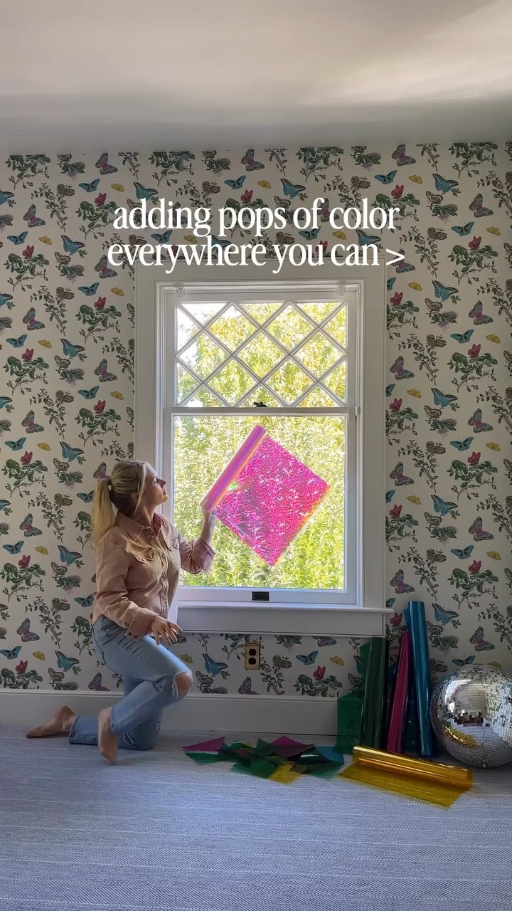 this window film was so fun to install in my daughter’s bedroom 🧸