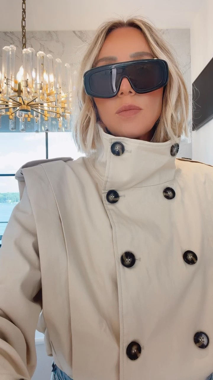 This new trench coat is SO GOOD 🔥🔥

#LTKSeasonal #LTKootd #LTKdayinmylife