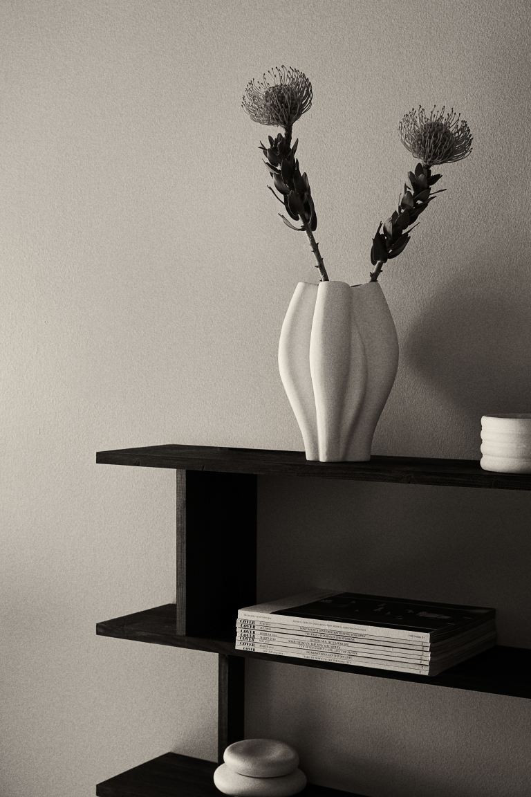 Vase aus Steingut | H&M (DE, AT, CH, NL, FI)