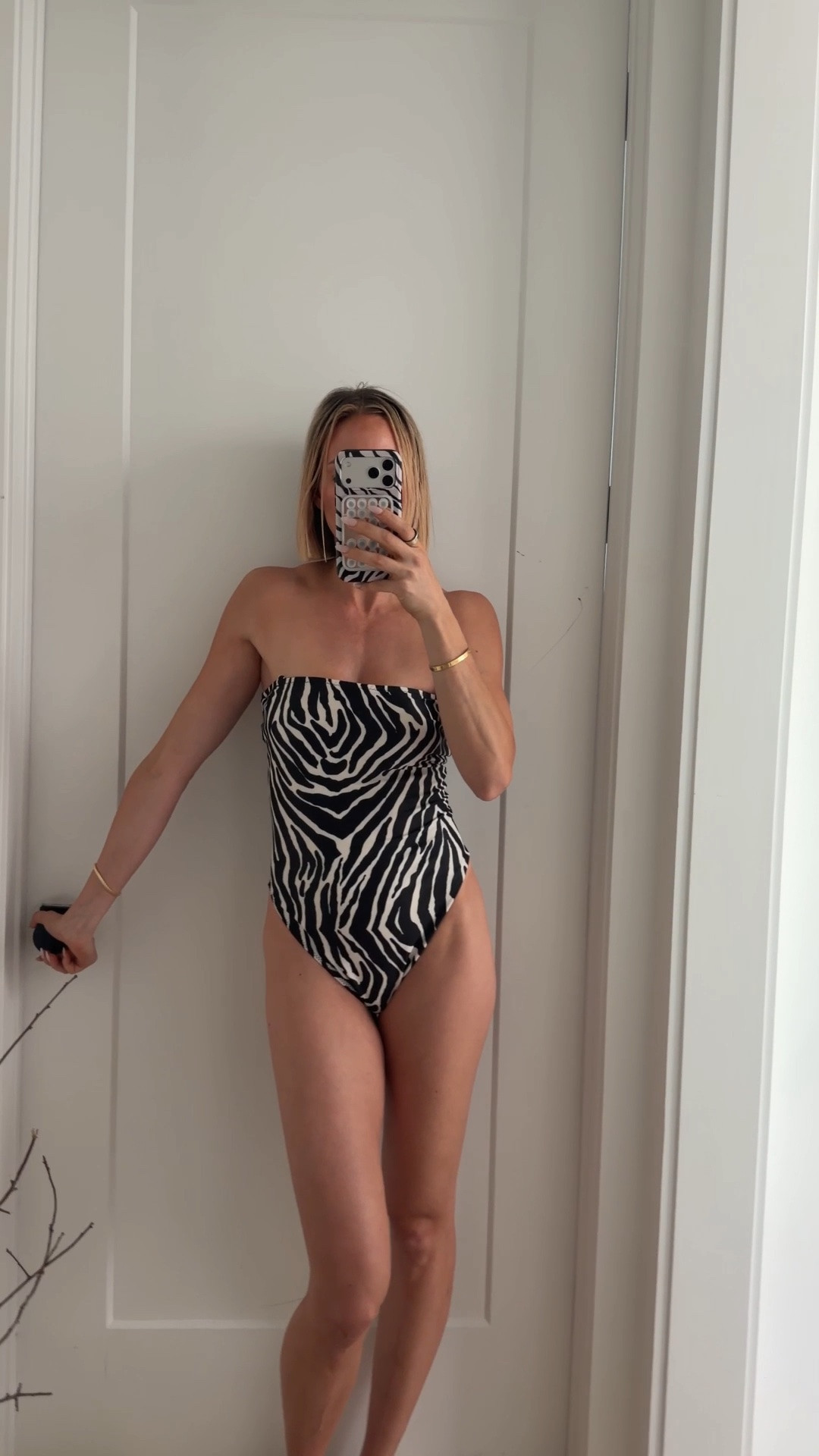 I’m so mad at myself for ordering a medium! Usually all pieces run so small. Apparently this one runs true to size. I sent it back for a small. I’m in love with it!!! going to order the matching sarong ￼

#LTKSwim #LTKTravel #LTKootd