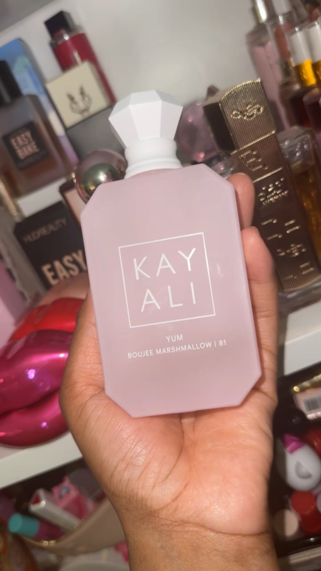 Calling it a night … gonna spary this on my wrist so that i can smell it as i sleep 🤭🤭

#LTKFestival