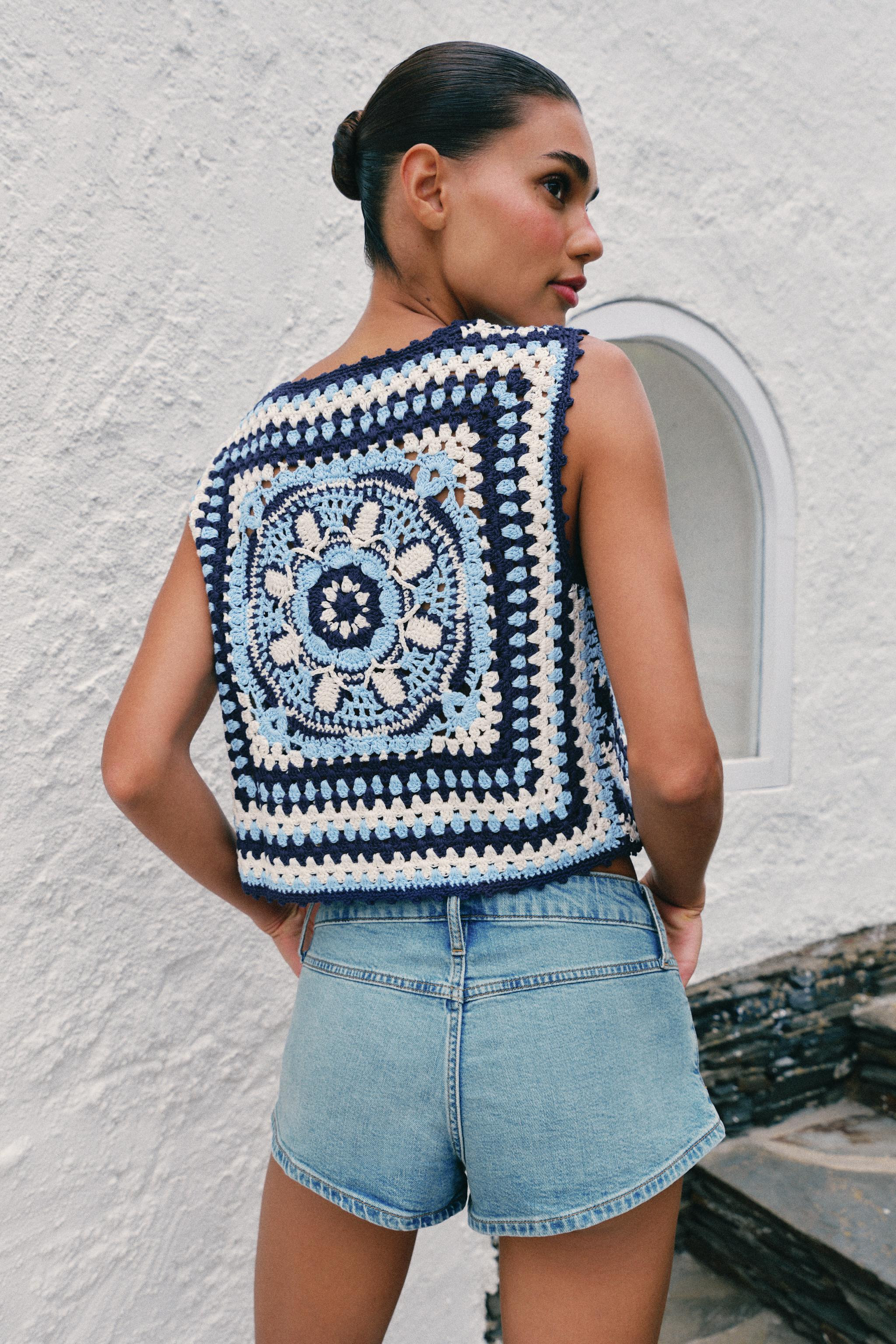 CROCHET KNIT VEST | Zara UK