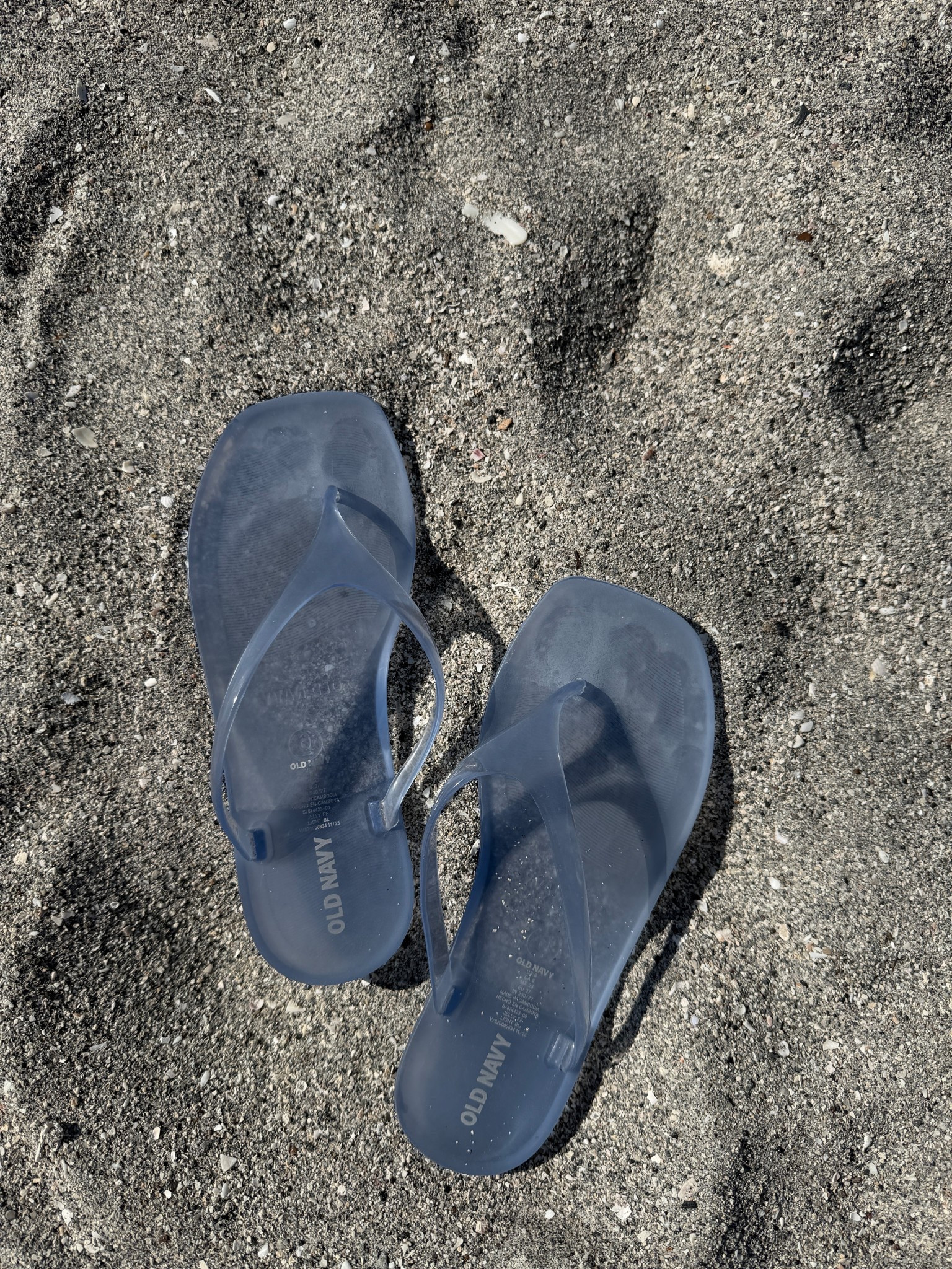 New pool/beach flip flops for only $7.50 right now!? I love!!! 

#LTKootd #LTKSwim #LTKSaleAlert