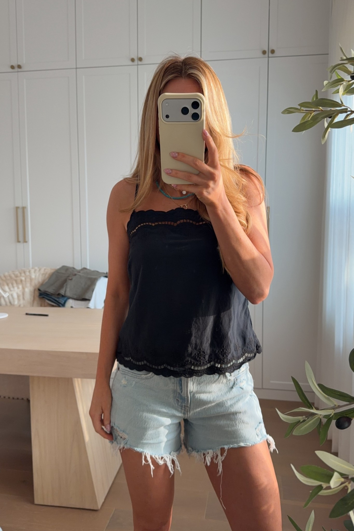 top: xs // shorts: 25 (code DENIMAF)