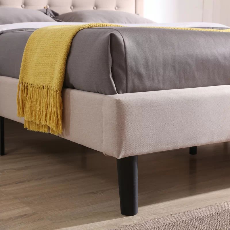 Pinheiro Tufted Upholstered Platform Bed | Wayfair North America