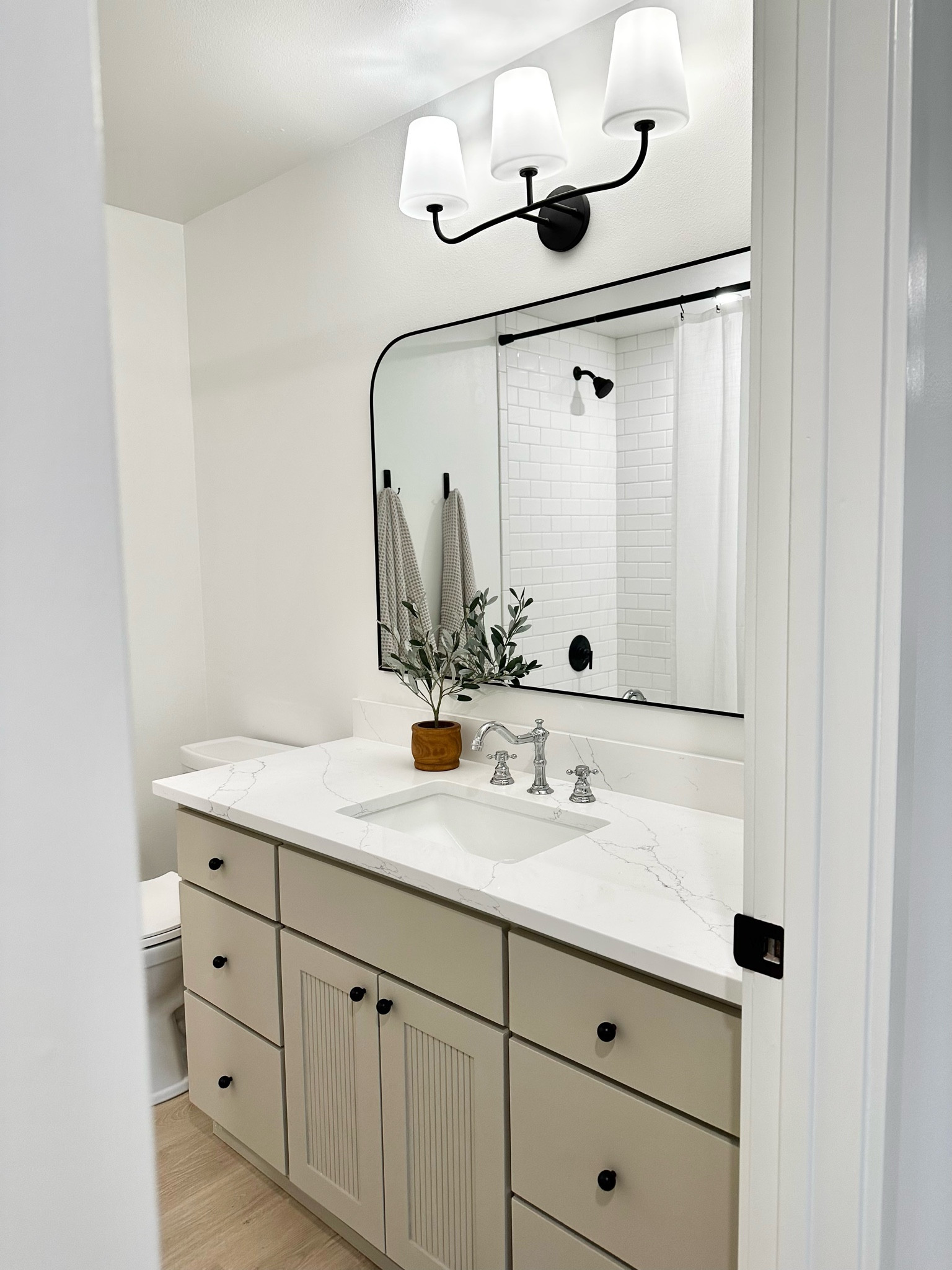 #bathroom #bathroomrenovation #bathroomvanity #grayvanity #kidsbathroom #bathroomdesign #bathroomremodel #bathroomcabinet #bathroommirror #bathroomlighting #bathroomlightfixtures

#LTKSaleAlert #LTKHome