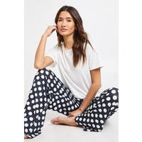 boohoo Women's Polka Dot Trousers & Oversized T-Shirt Pj Set in Black | Size: 10 | Knitted | boohoo (US & Canada)