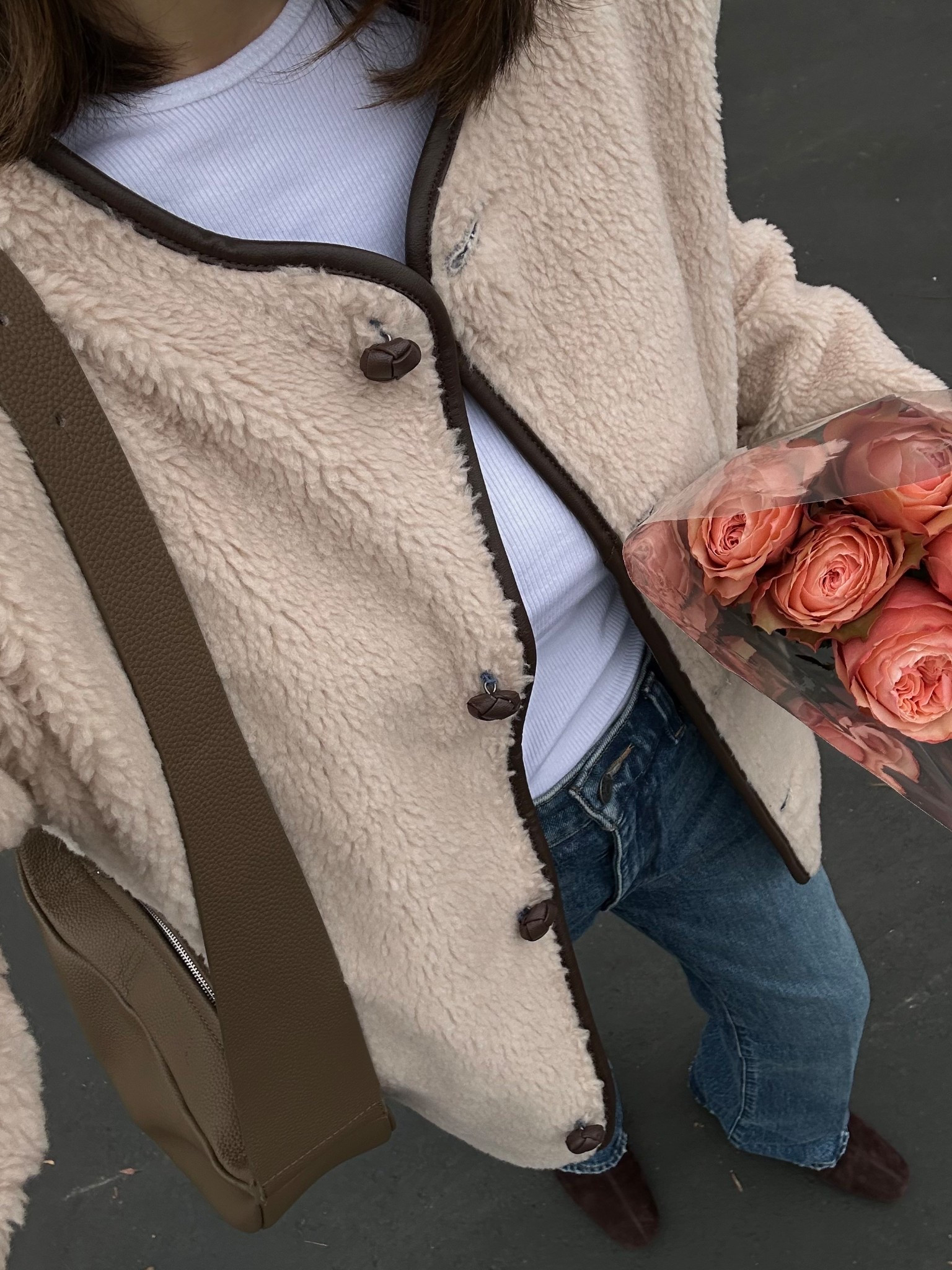 Winter ootd for the farmers market

Madewell is 40% off! Reversible Sherpa xs 
Bootcut jeans 25 reg
Sam Edelman boots - so comfy for all day wear 
Amazon crossbody 

#LTKmomlife #LTKSaleAlert #LTKootd