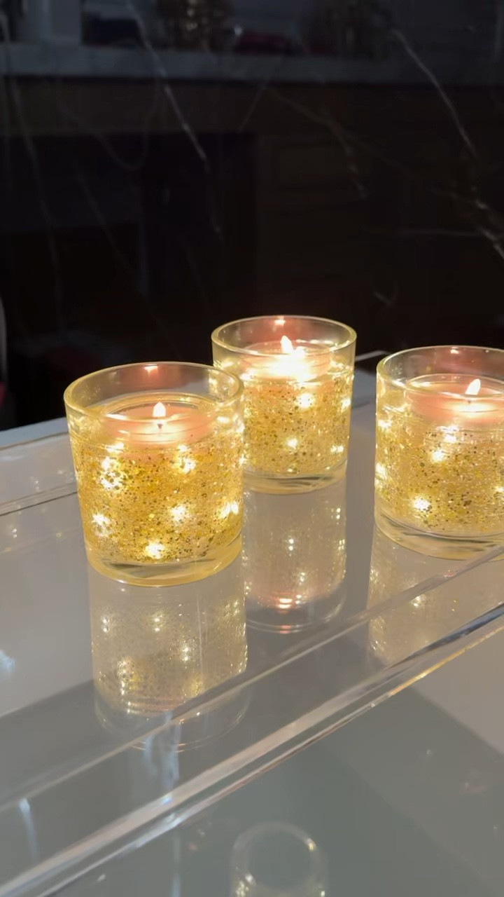 These candle glows once lit it is so beautiful!! Comes in two colors too!


Target, home, decor, holiday, holiday decor

#LTKHome #LTKHoliday #LTKWatchNow
