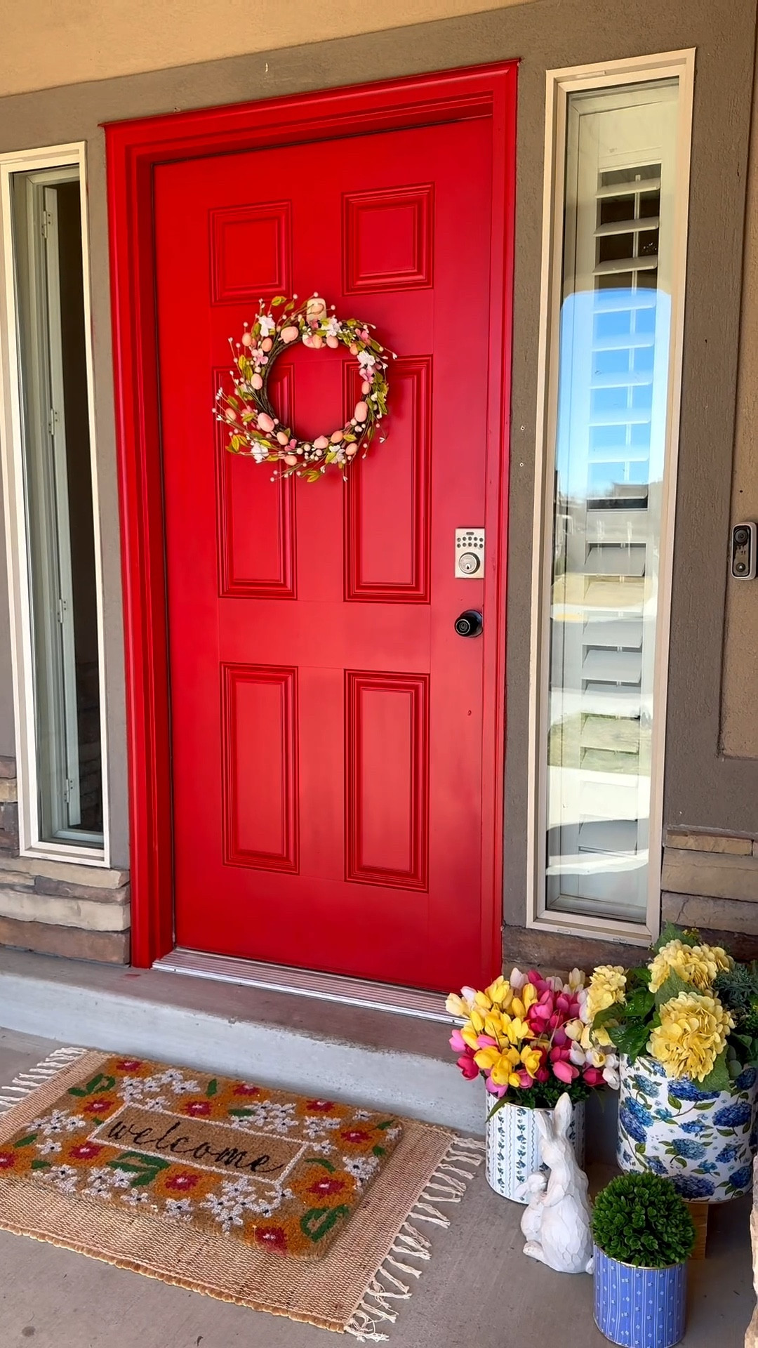 I refreshed my entryway for spring with the cutest touches 🌿✨
Easter wreath 🐰
Spring wreath 🌸
Doormat + vase with flowers + adorable bunny 🐇
All these gorgeous pieces are from Plow & Hearth 💛
👉 Tap the link to shop and bring this spring vibe to your home!

#LTKU #LTKSeasonal #LTKHome