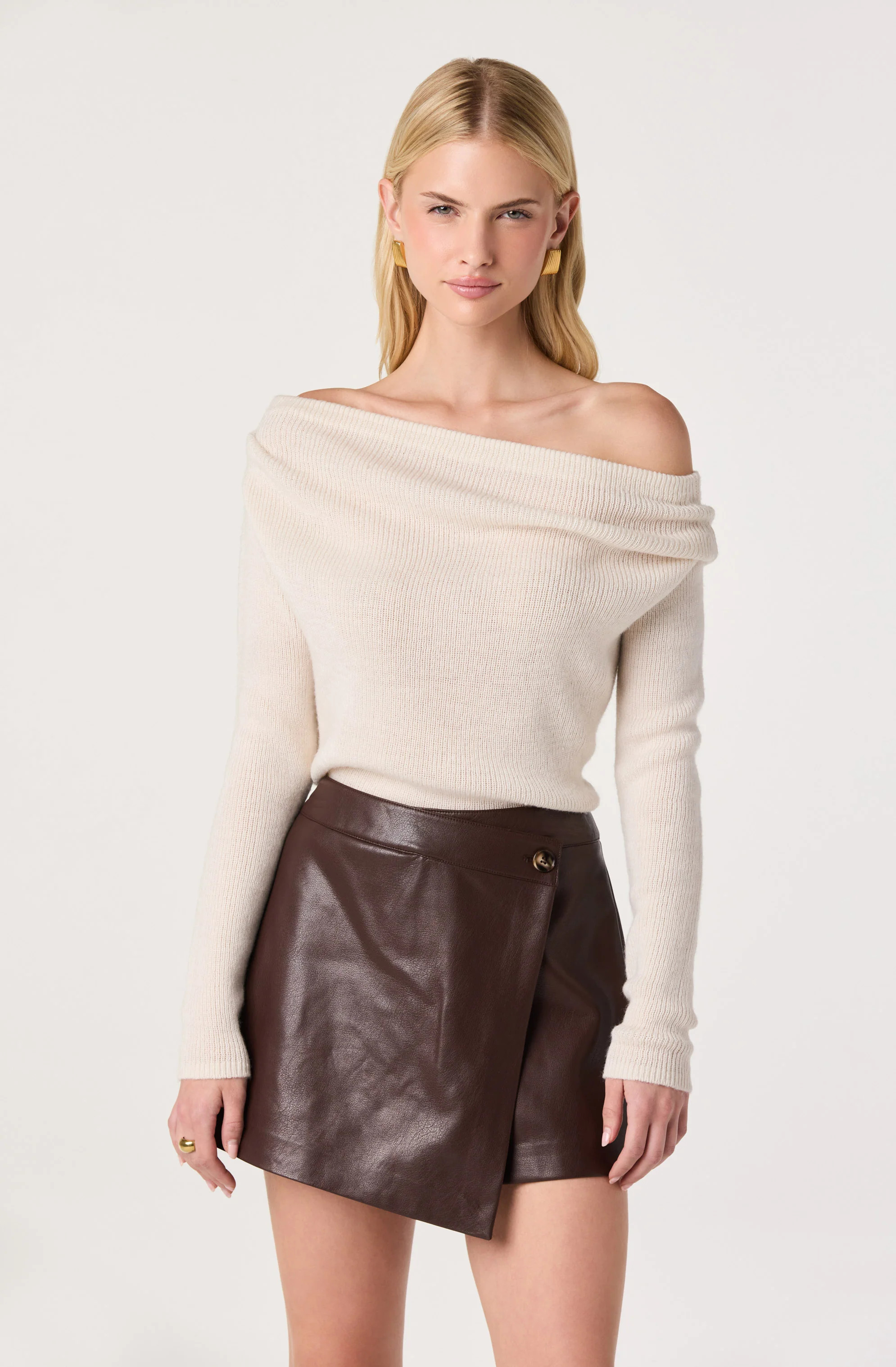 ASTR the Label | One Shoulder Ribbed Knit Top in Brown | Size L | ASTR The Label (US)