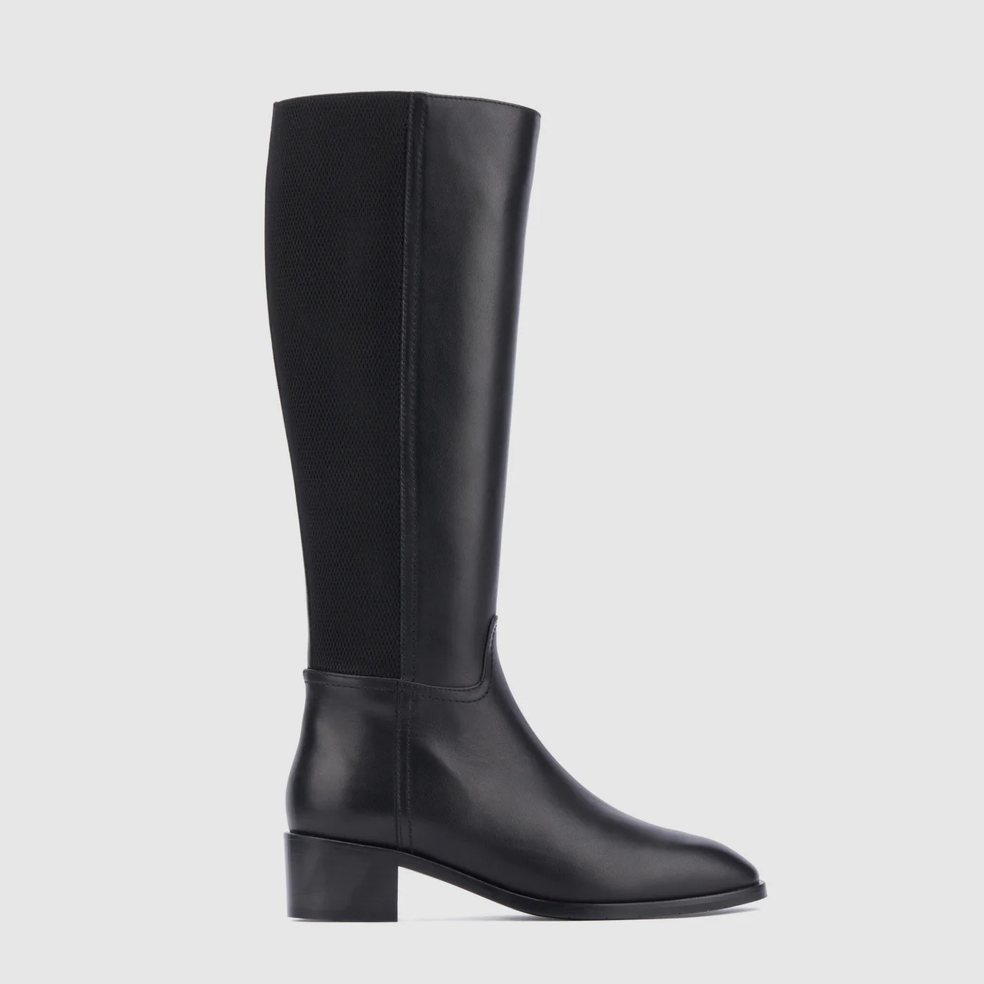 WOMEN'S RICARDA BOOT IN BLACK | Aquatalia®