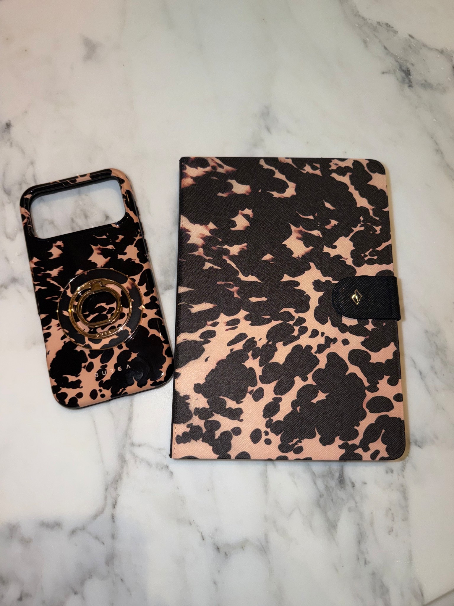 Burga phone case + matching planner! Too cute 🤩

#LTKdayinmylife #LTKmorningroutine #LTKselfcare