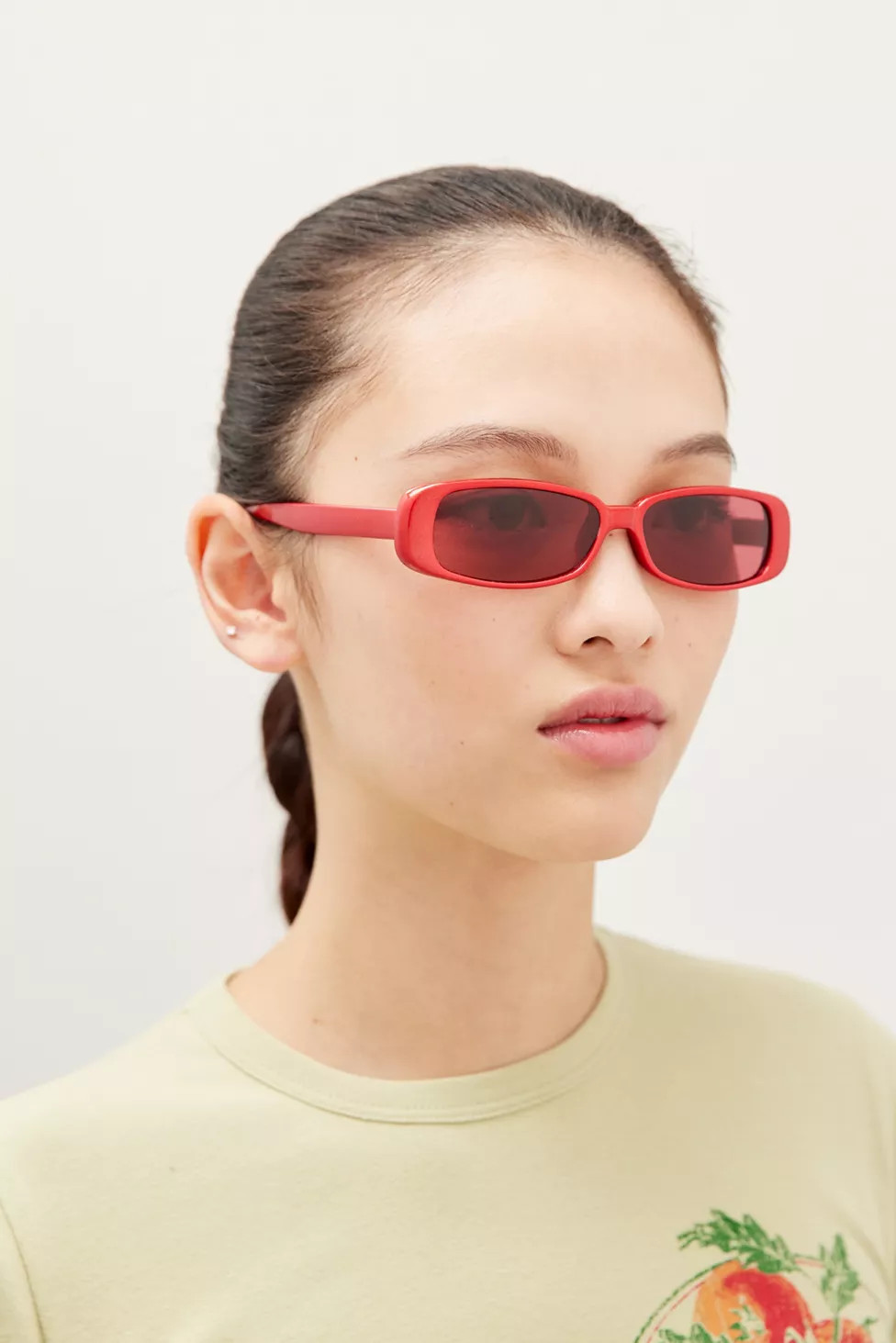 Courtney Slim Rectangle Sunglasses | Urban Outfitters (US and RoW)