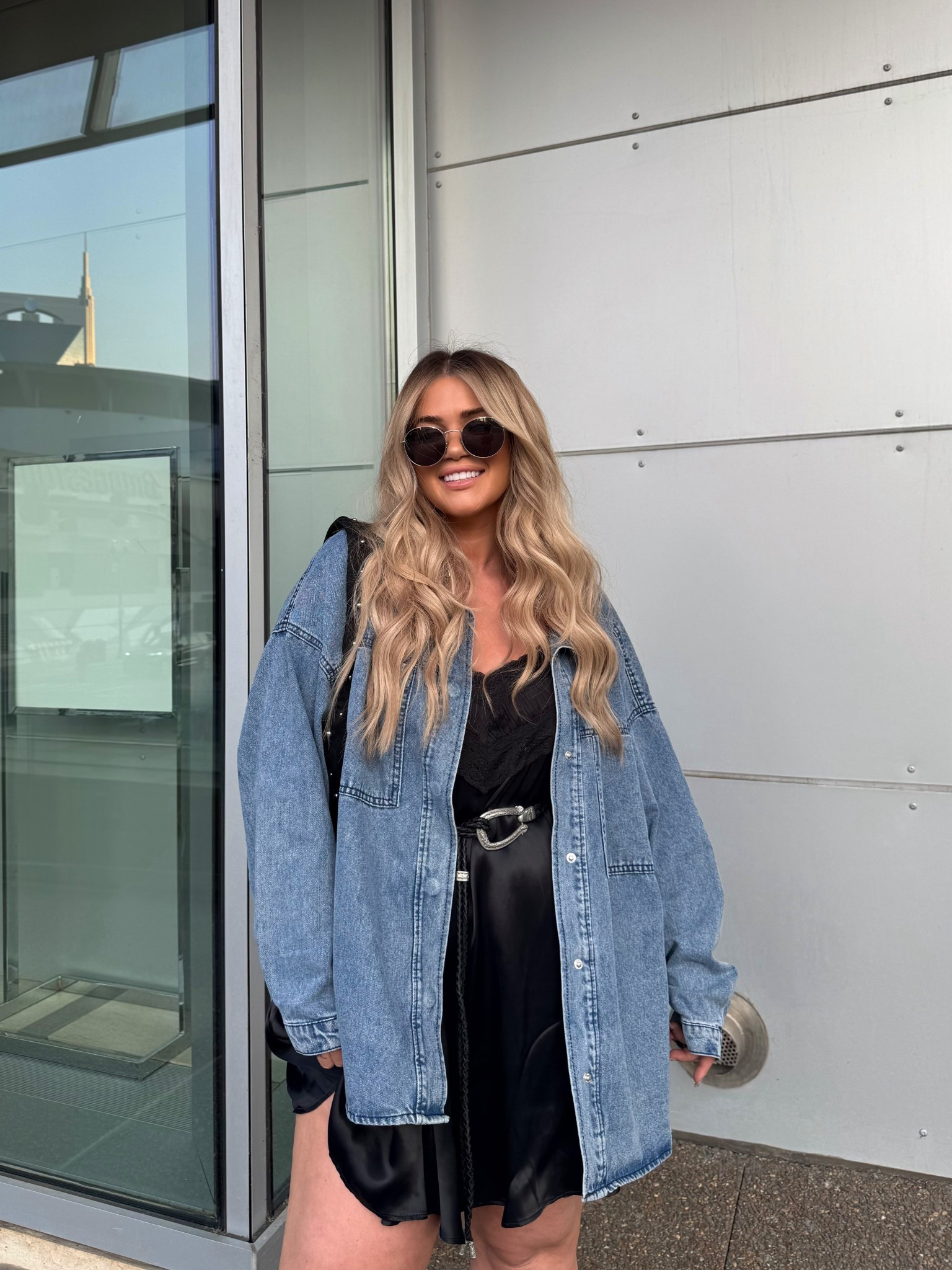 What I ended up wearing to the Ryman for a CMA Fest charity event!🤍 

Dress is a part of a set — size large 
Jacket — size XL (could have did a large) 