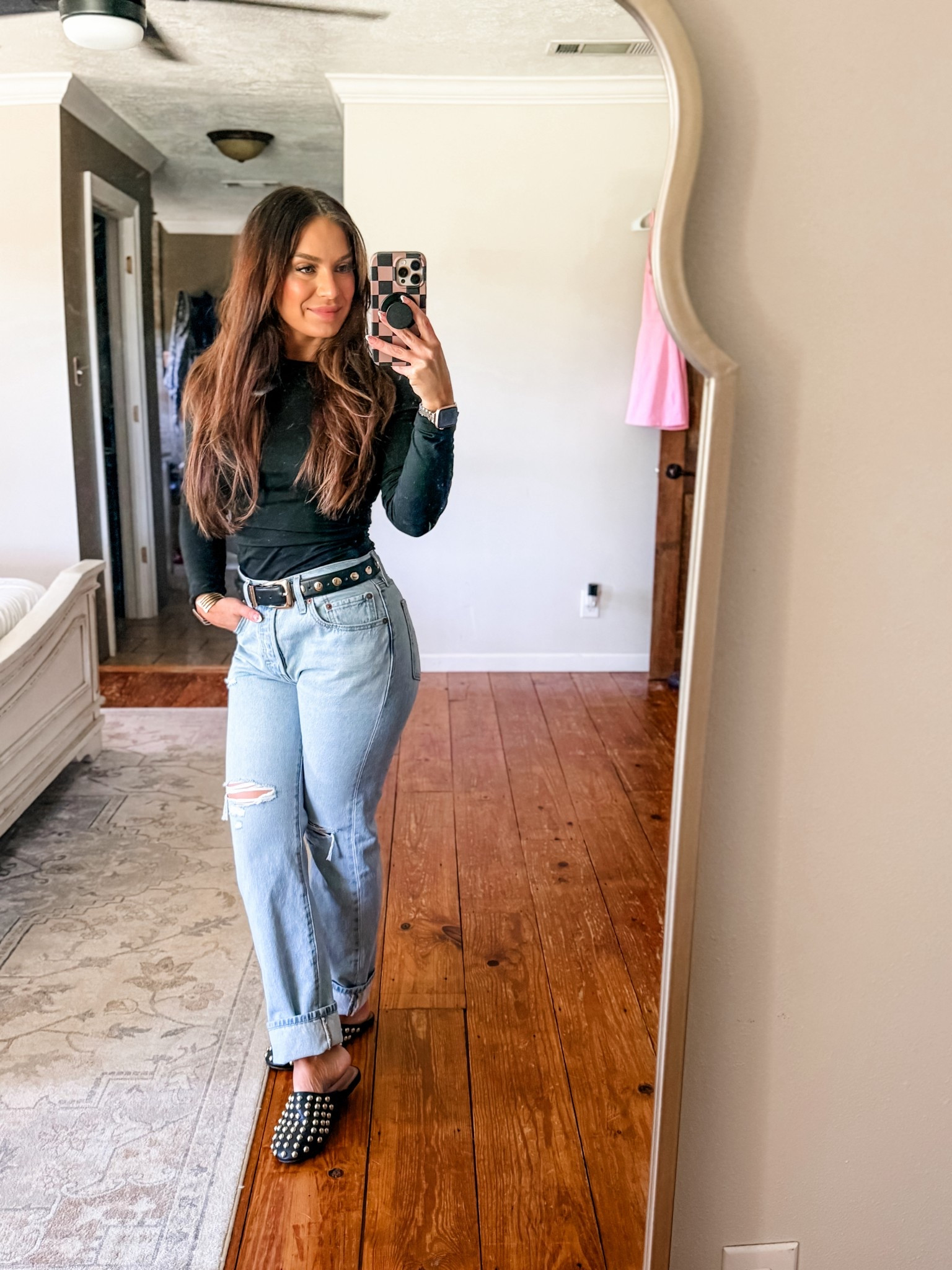 Basic but elevated fit for this chilly weather 🥶🖤

#LTKootd #LTKSaleAlert #LTKPetite