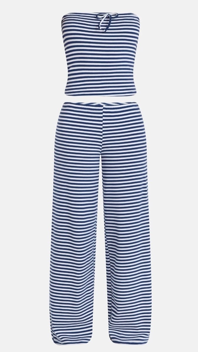Cute & comfy striped matching set @walmartfinds 🫐🧸💤

Comes in red too!!