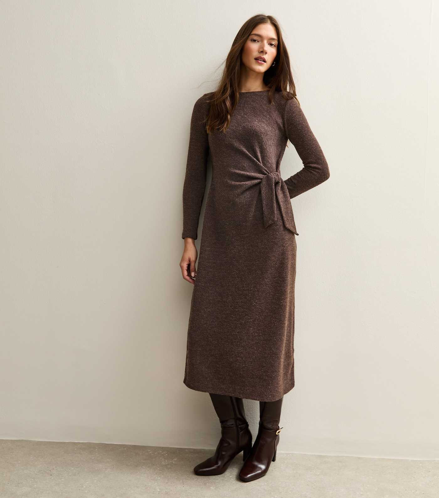 Dark Brown Tie Belt Midi Dress | New Look | New Look (UK)