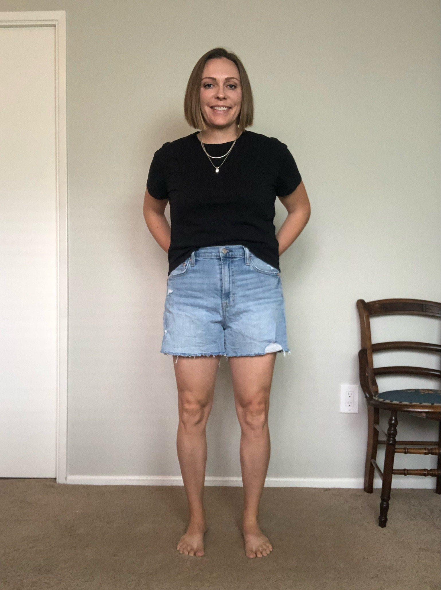 Shorts for the apple body shape.