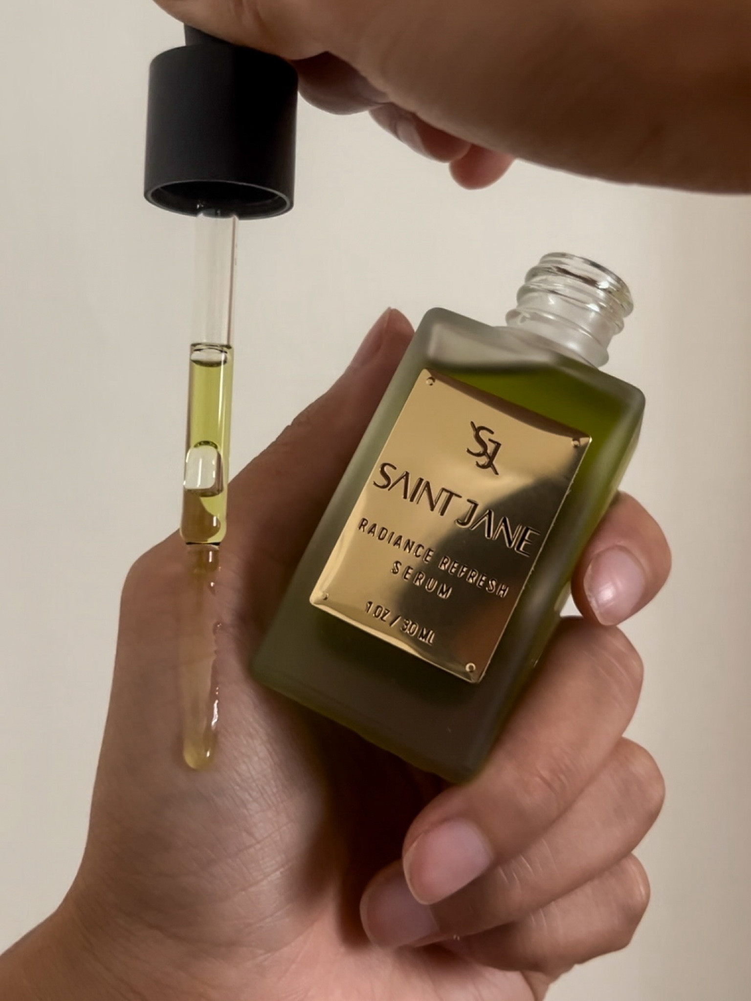 Radiance refresh 💚🌿

#LTKFindsUnder100 #LTKBeauty