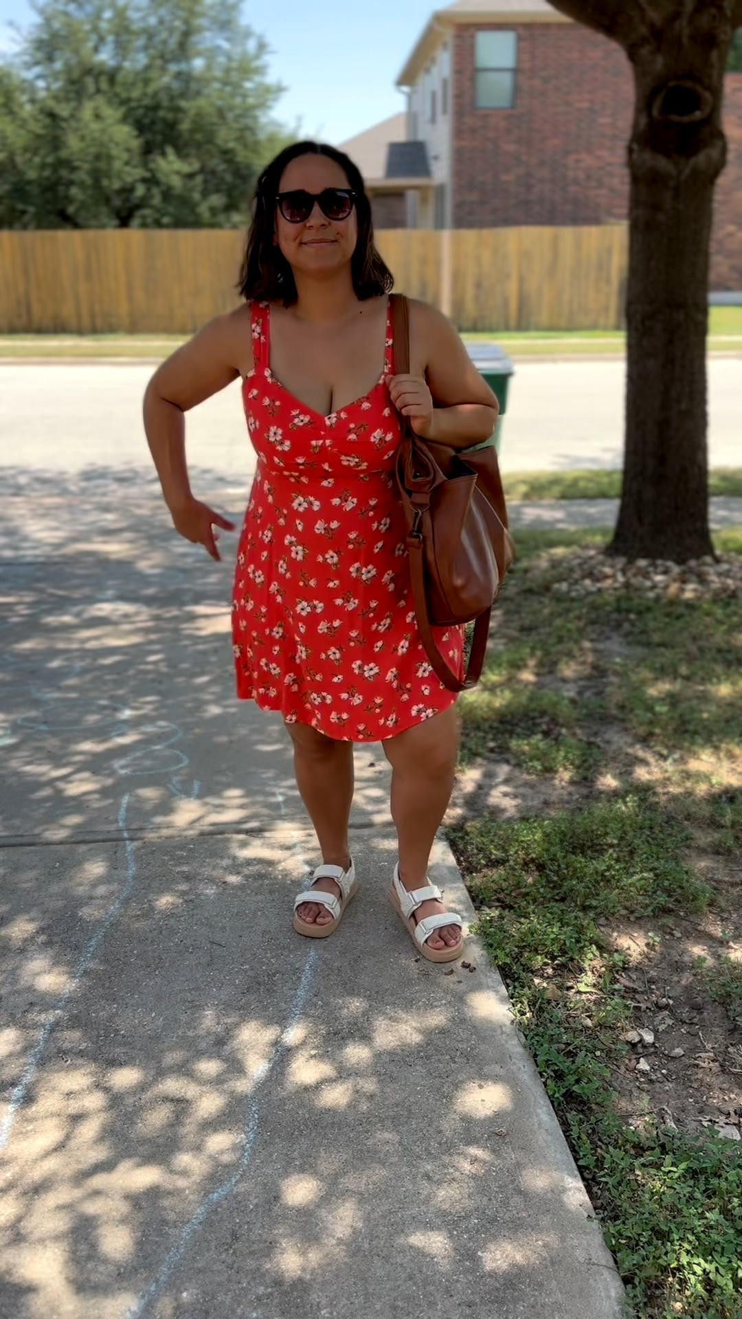 This dress is so cute for the rest of summer, but is going to look amazing for Fall too. It’s also on sale for less than $15!



#LTKSaleAlert #LTKStyleTip #LTKFindsUnder50