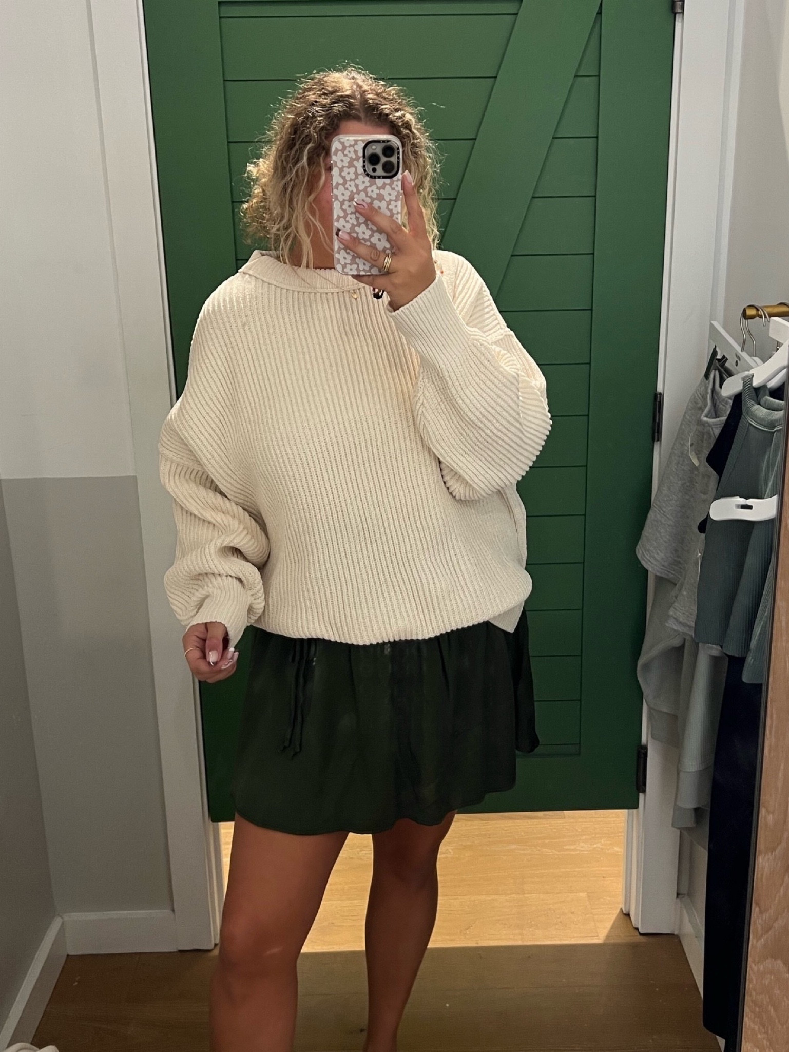 Aerie oversized cream sweater, mini skirt, holiday outfit, fall outfit, fall fashion, 

#LTKfindsunder100 #LTKmidsize #LTKstyletip