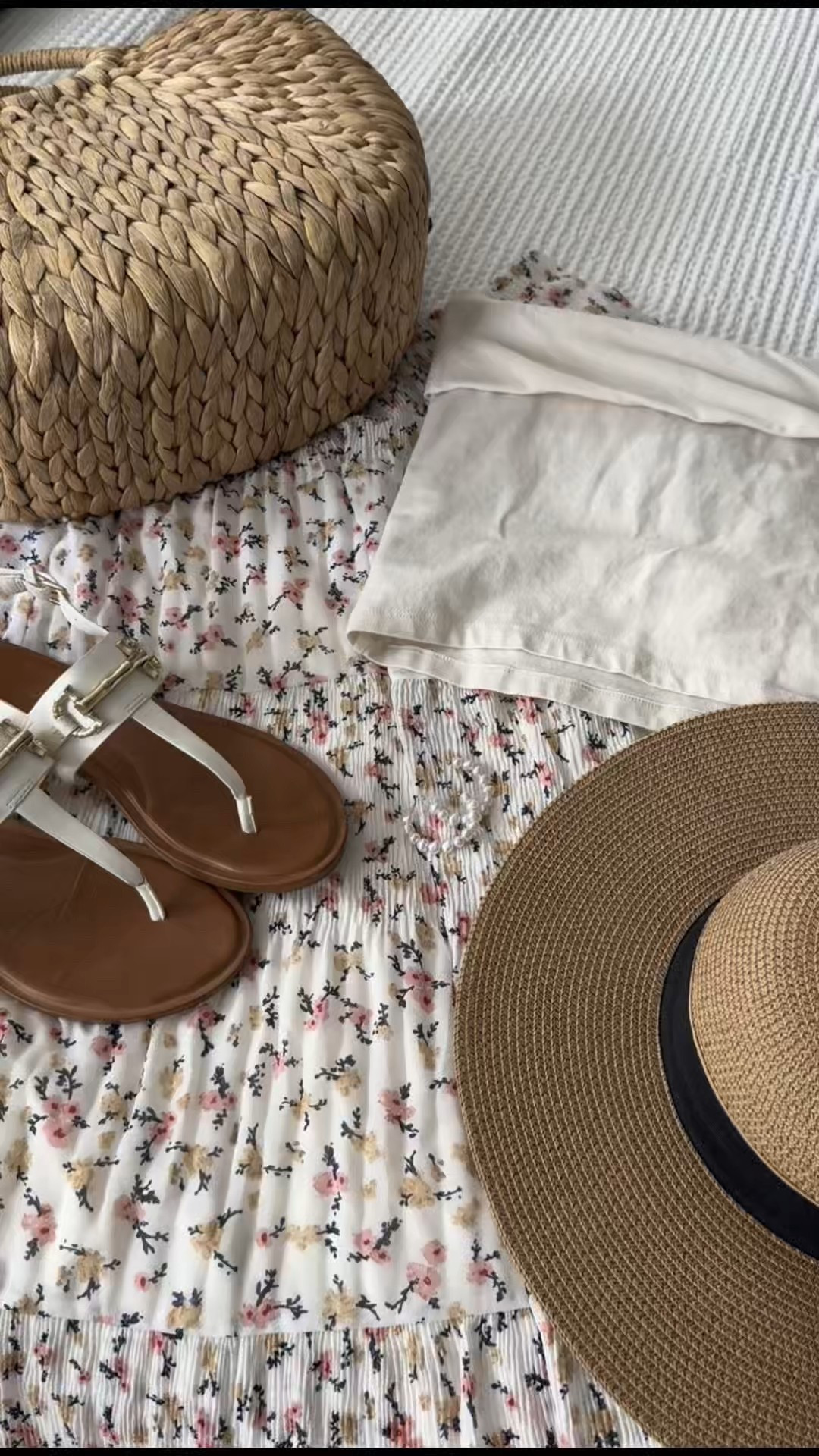 Neutral, effortless, and made for slow resort days 🤍🌊 flowy florals, comfy sandals, and all the woven textures I love 🌴🌺

#LTKSaleAlert #LTKTravel #LTKFindsUnder50