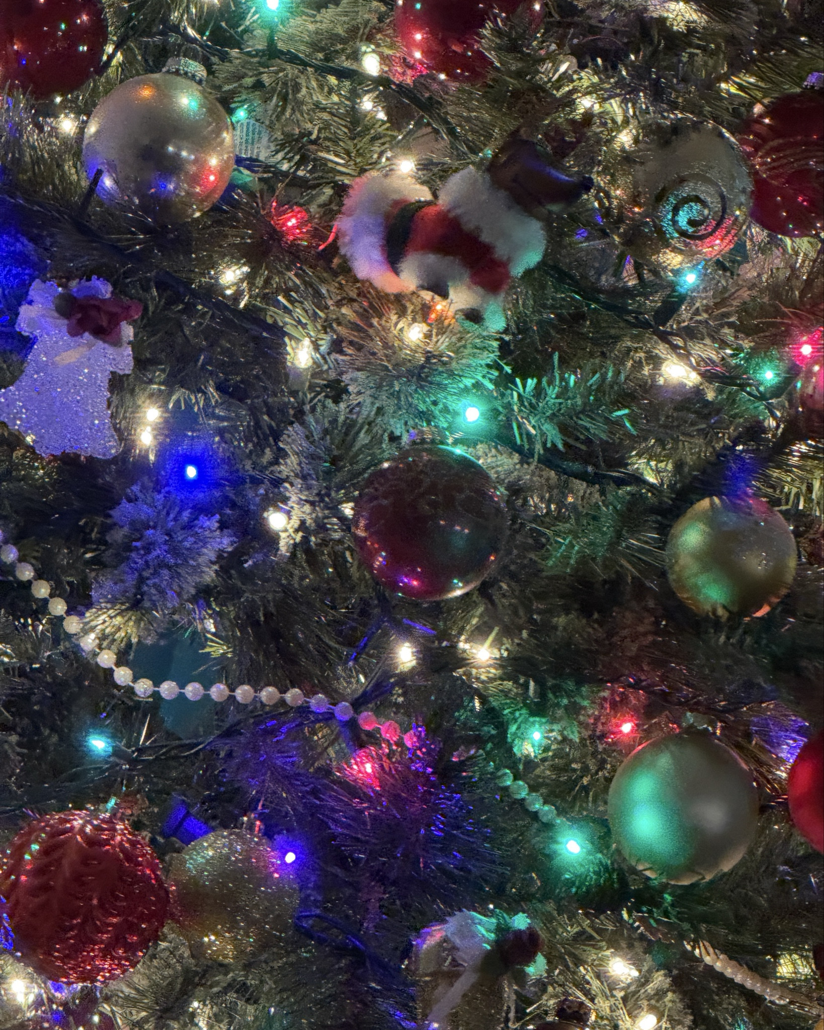 Swipe for the most festive, sexy pjs!
☃️✨

#LTKFindsUnder50 #LTKSaleAlert #LTKHoliday