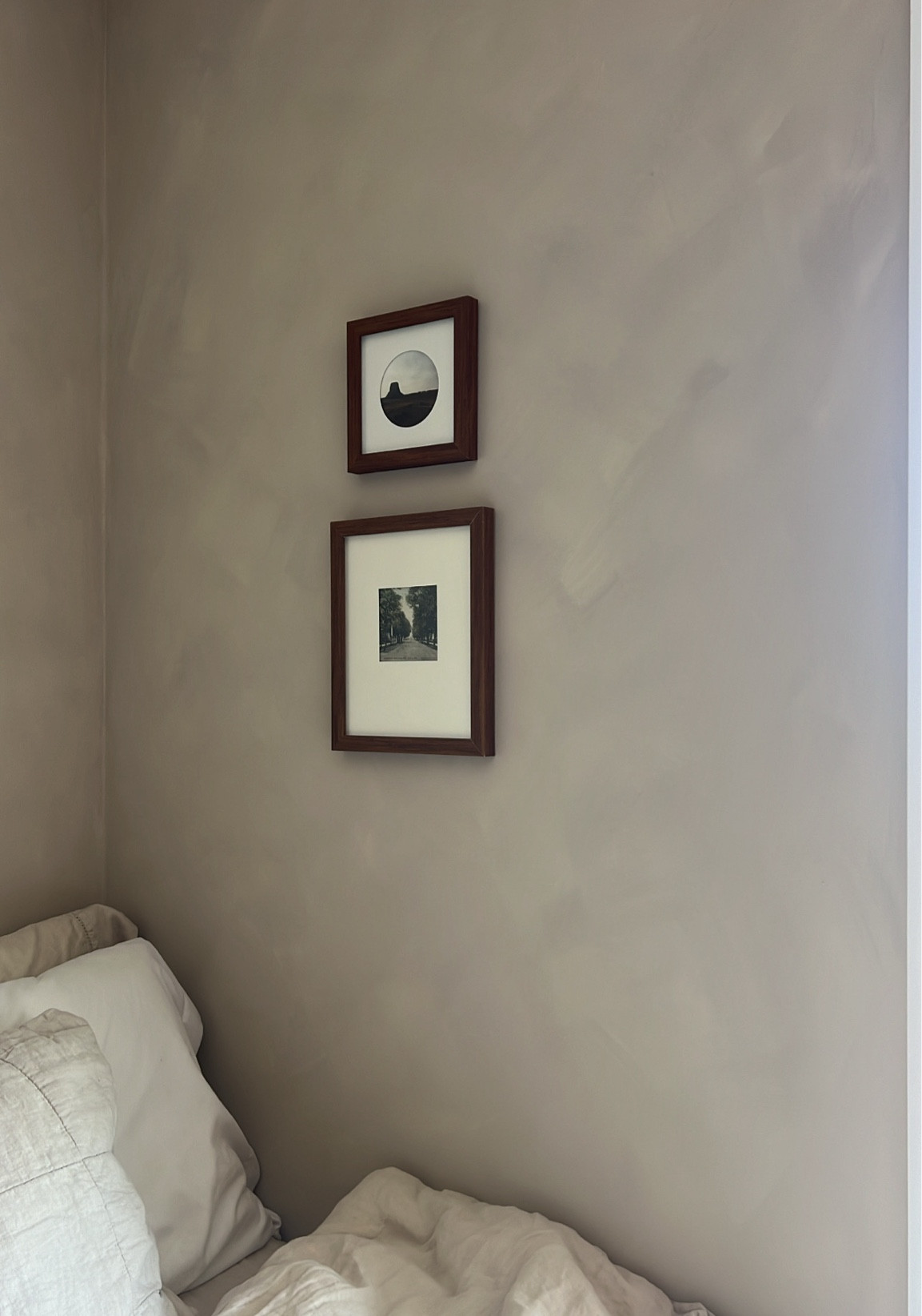 Love these frames for a gallery wall — such a good price point too ✨