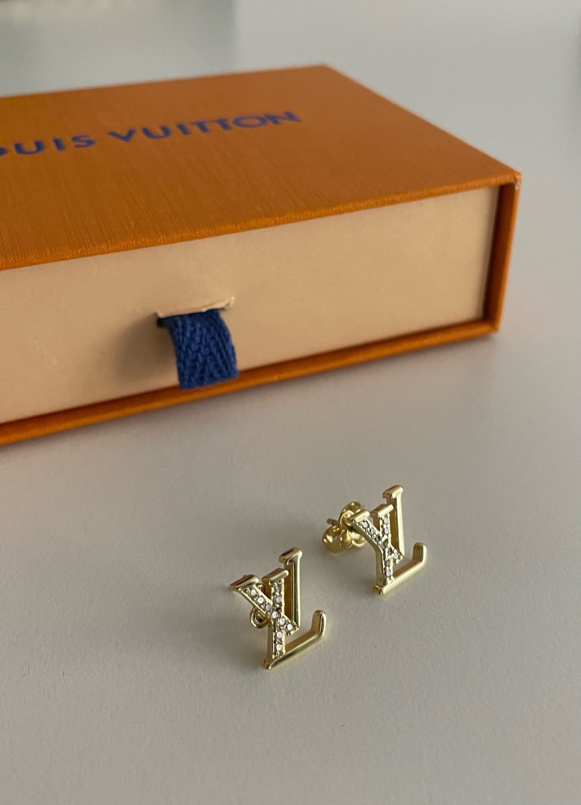 Louis vuitton earrings LV #dhgate 

#LTKSale #LTKsalealert #LTKunder50