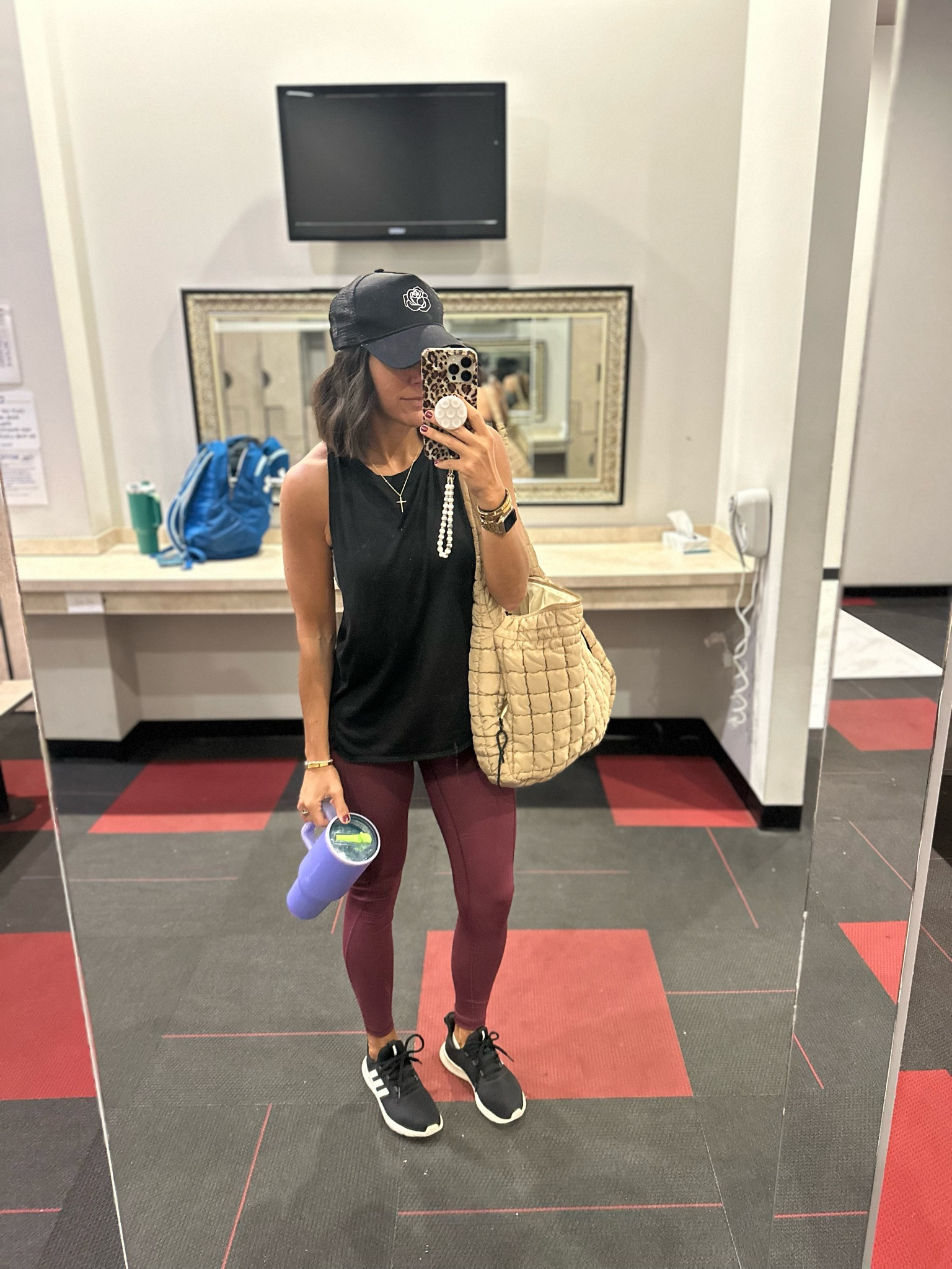 Todays gym fit

#LTKFindsUnder100 #LTKFitness #LTKActive