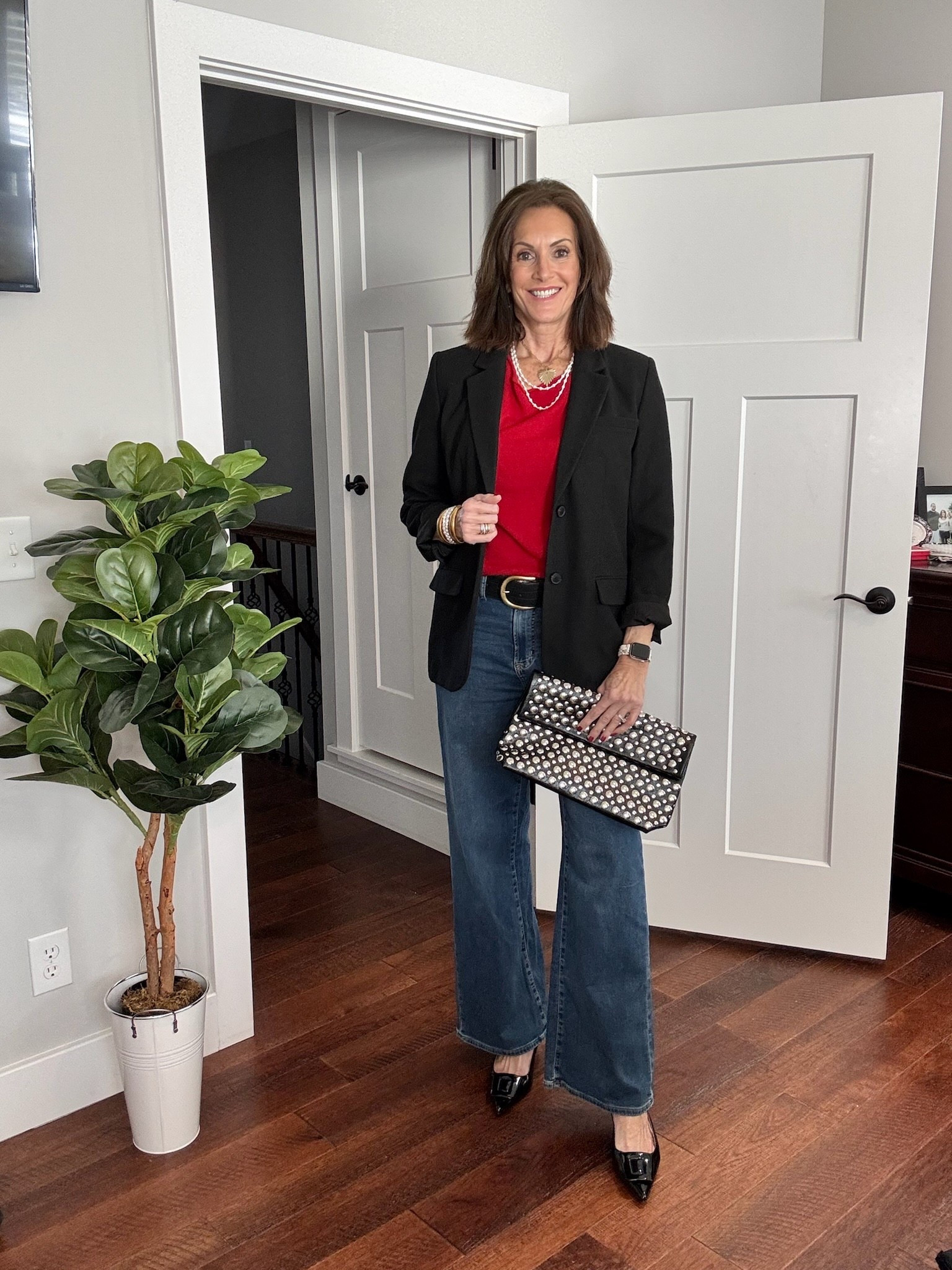 Can you believe these are sweatpants jeans! Jeans are size 28/6, sweater is a large, blazer is a medium. My blue pair is sold out but I linked the black ones  

Women’s fashion, outfit inspo, outfit ideas, what to wear for, fashion over 40, fashion over 50, fall outfit ideas, winter fashion, winter styles, winter outfits, winter outfit inspo, holiday styles, holiday outfits, holiday outfit inspo, holiday fashion, trending fashion, chic style, new years outfit, New Year’s Eve outfit, wide leg jeans 




#LTKOver40 #LTKHoliday #LTKootd