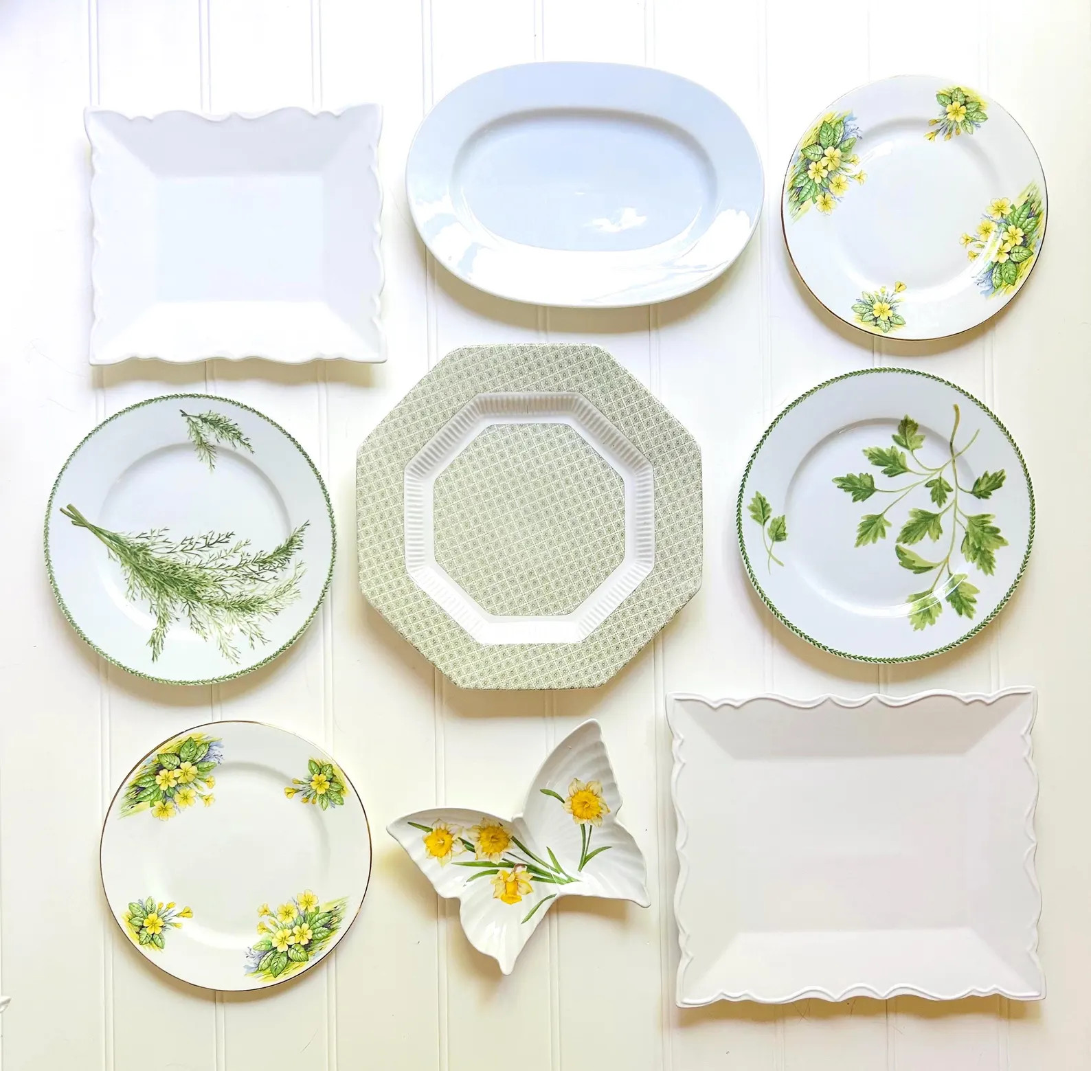 Vintage and New Green and White Floral Wall Plate Collection, Mismatched Plates for Wall, Plate C... | Etsy (Global)