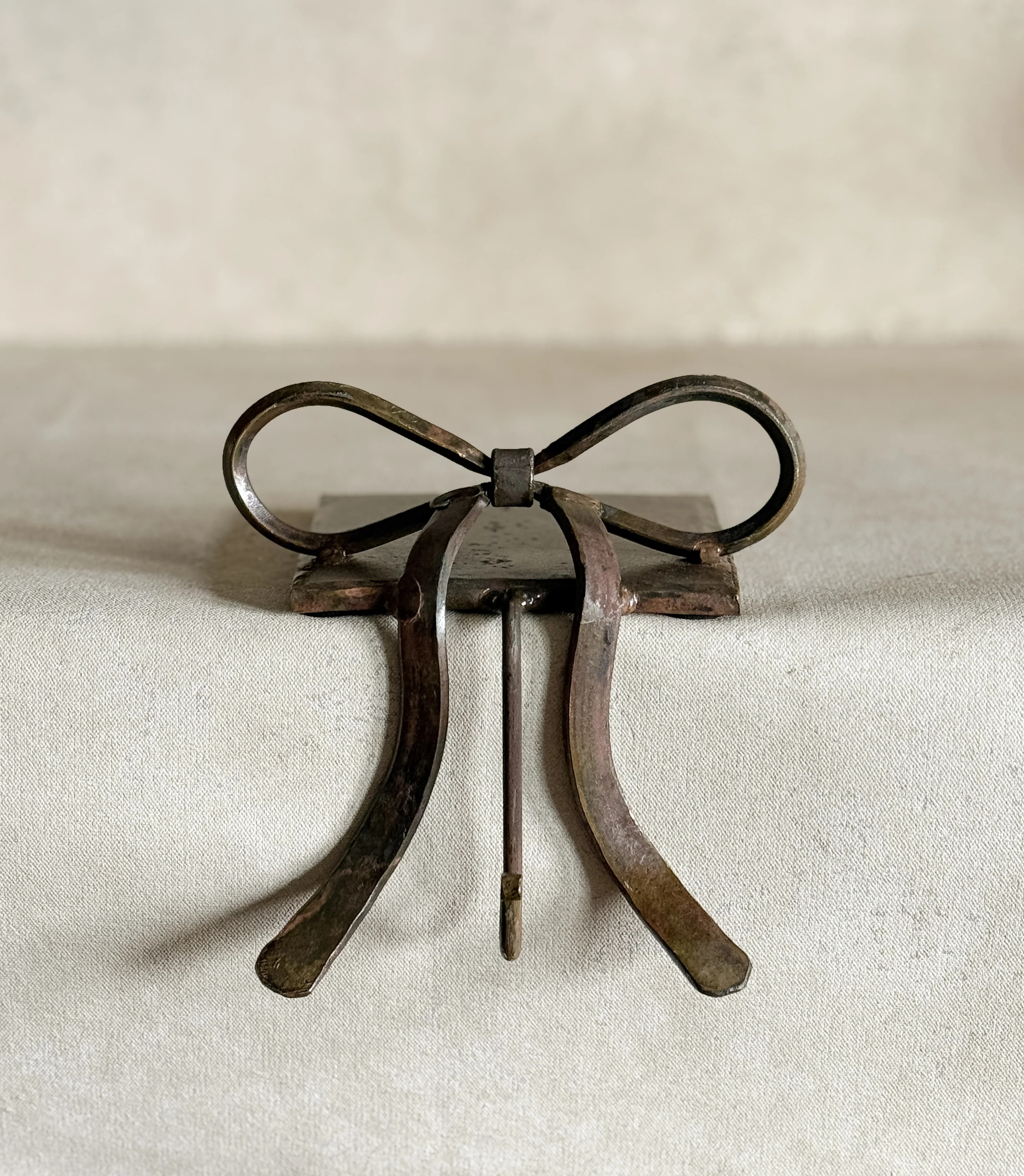 Noelle Bow Stocking Holder | Cottage and Key