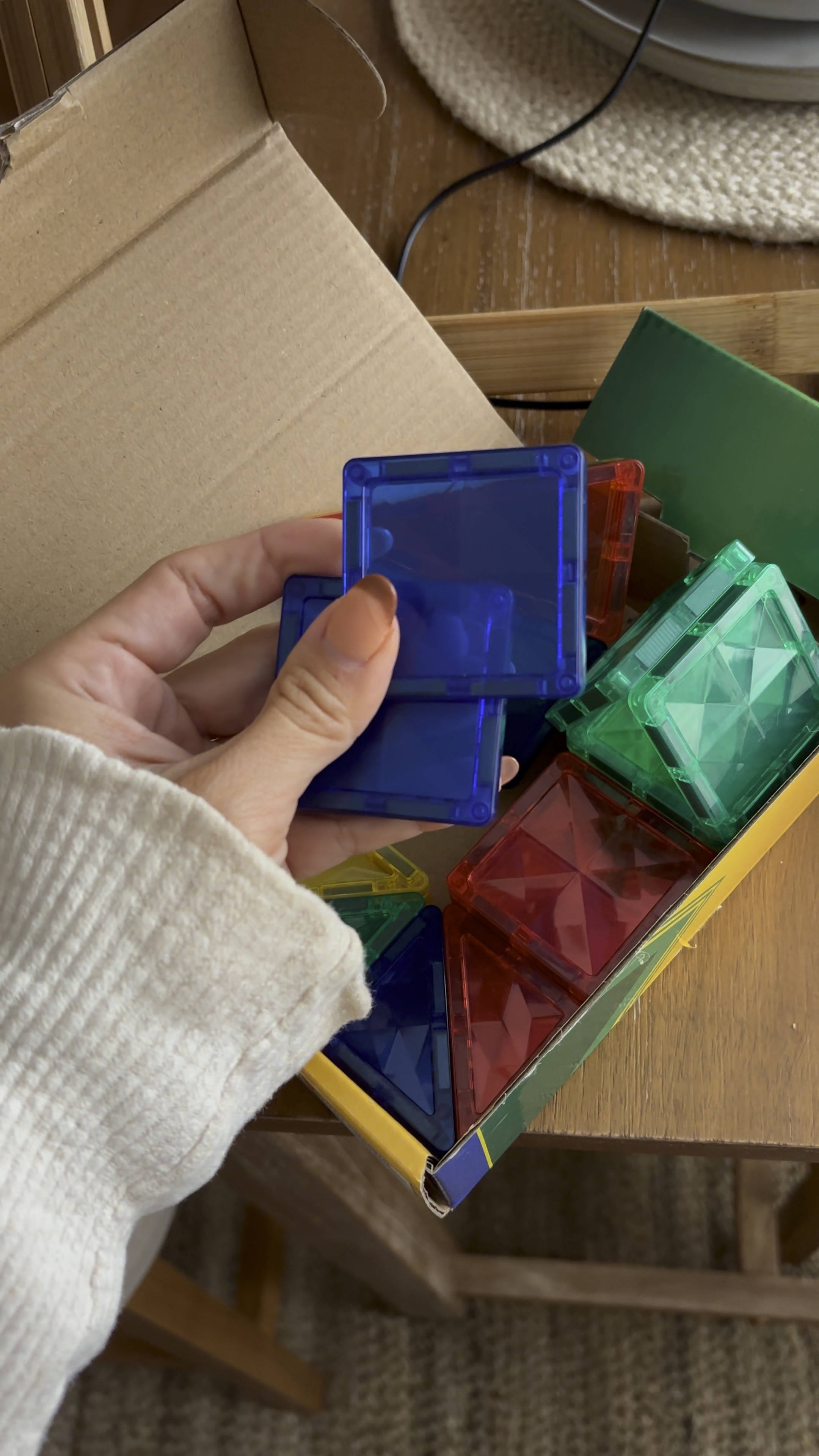 Mini travel magnetic tiles

#LTKFamily #LTKGiftGuide #LTKKids