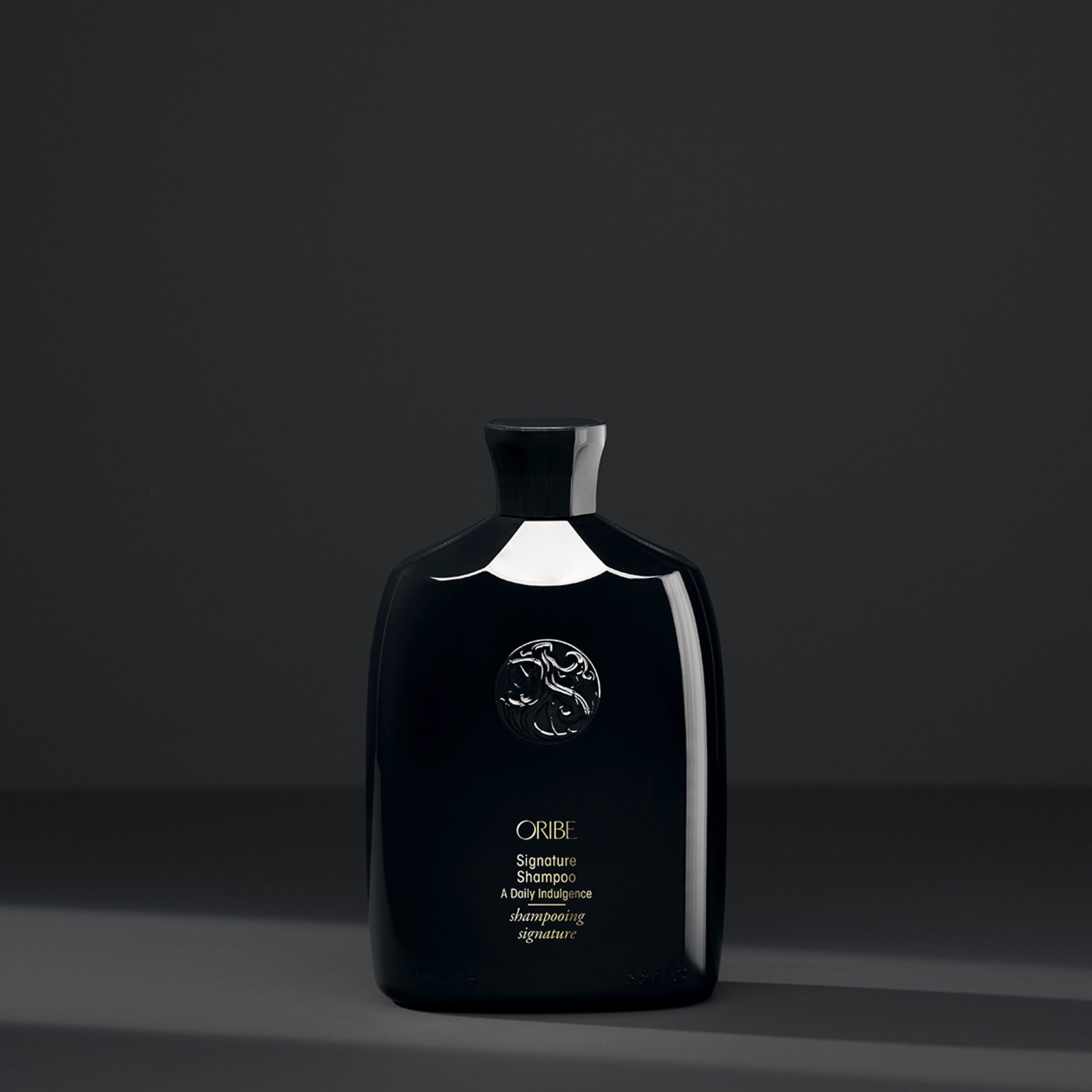 Signature Shampoo | Oribe Hair Care