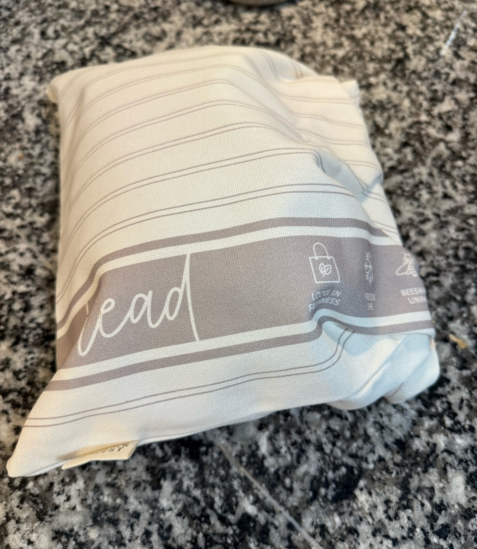 Loving this Beeswax lined bread bag with an easy clasp for bread storage!

#LTKFindsUnder50 #LTKHome