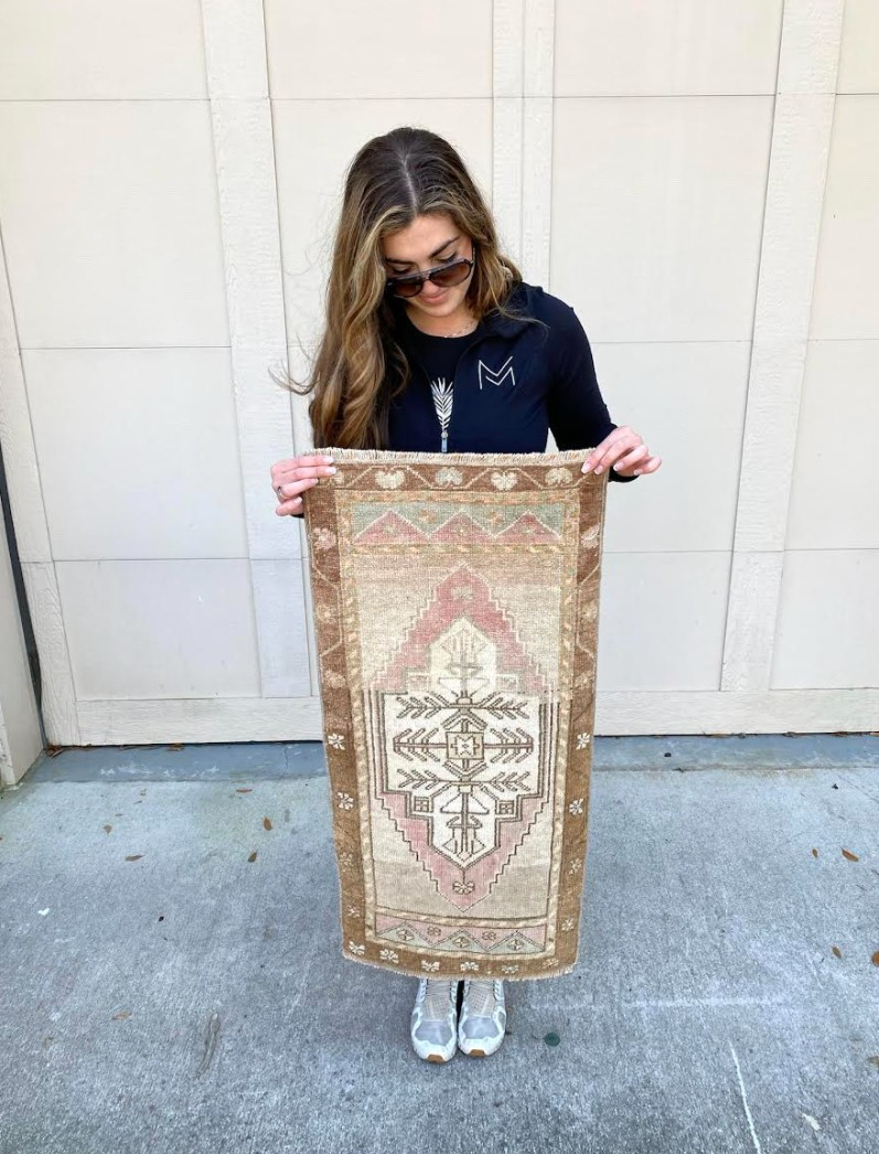 Lizzie Rug | Megan Molten