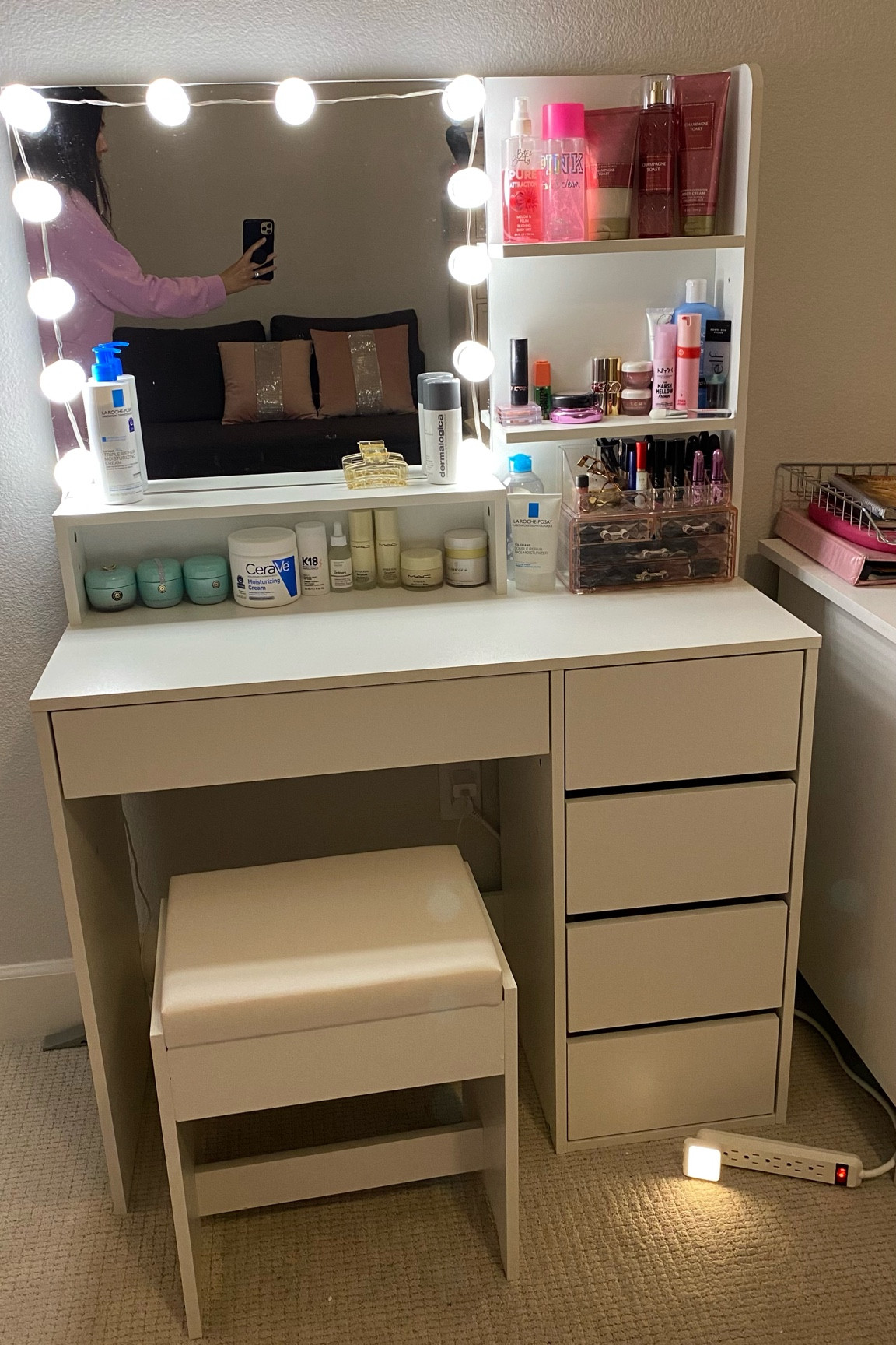 Vanity  table with light up mirror 

#LTKhome