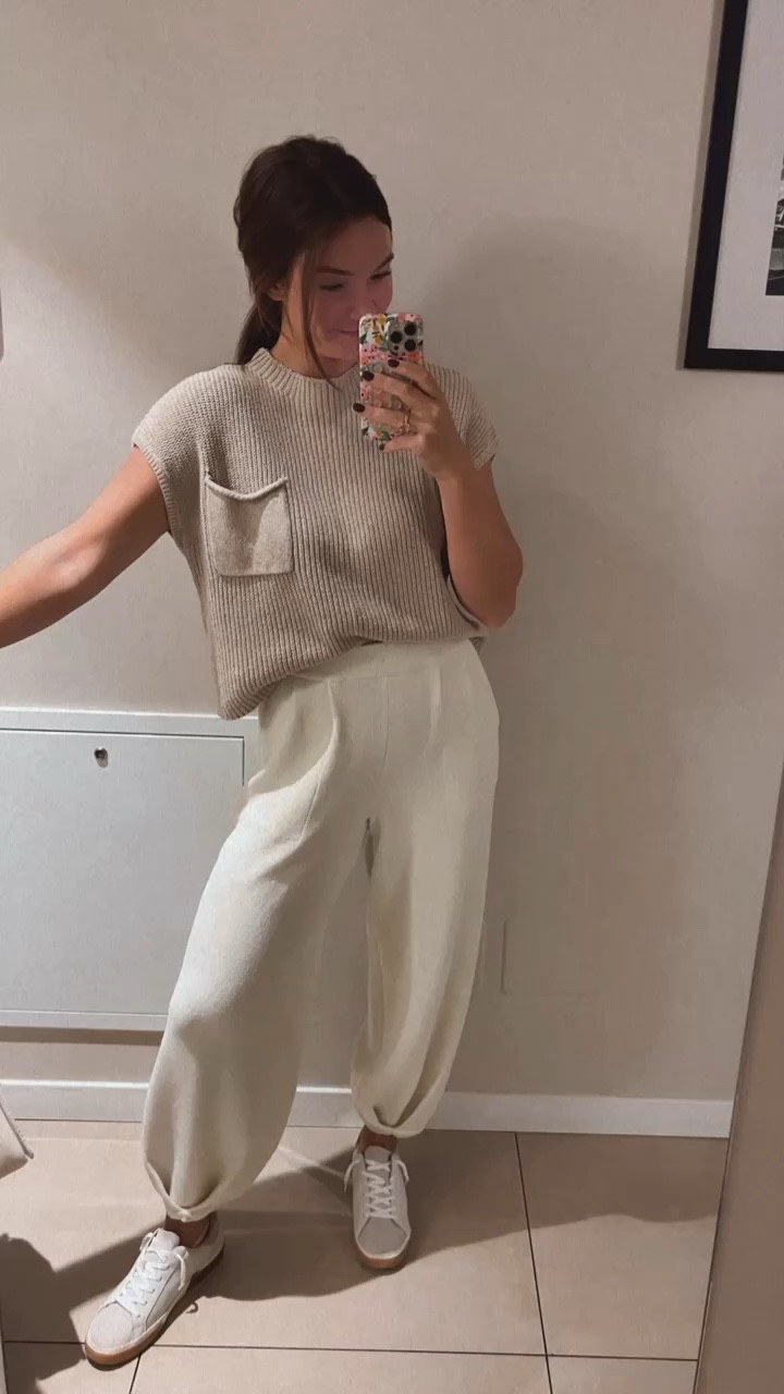 wearing a medium! if you’re in between size down!