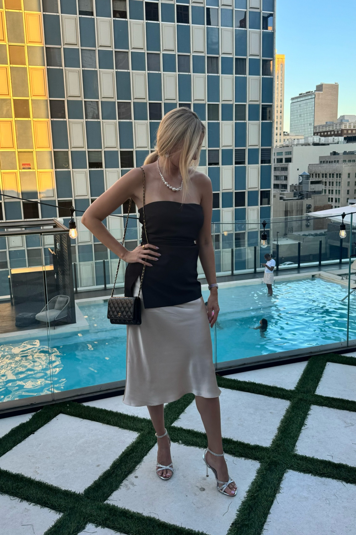 LTKCon Day 2: frosted glam attire

Satin midi skirt, black ruched strapless top, silver sandals, cocktail outfit, pearls, silk skirt, beige skirt, bandeau top, party look, metallic shoes, pearl necklace 

#LTKStyleTip #LTKCon #LTKParties