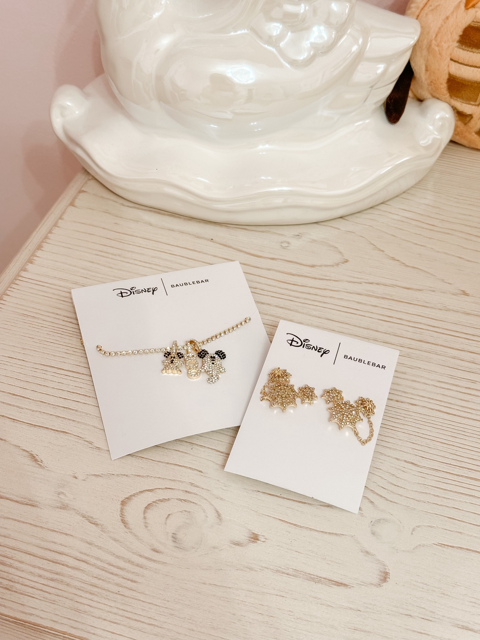 Disney Halloween x Baublebar collection! Featuring ghosts and spiders now live 👻 

Disney Halloween / Disney jewelry / Disney accessories / Halloween jewelry / Halloween outfits 