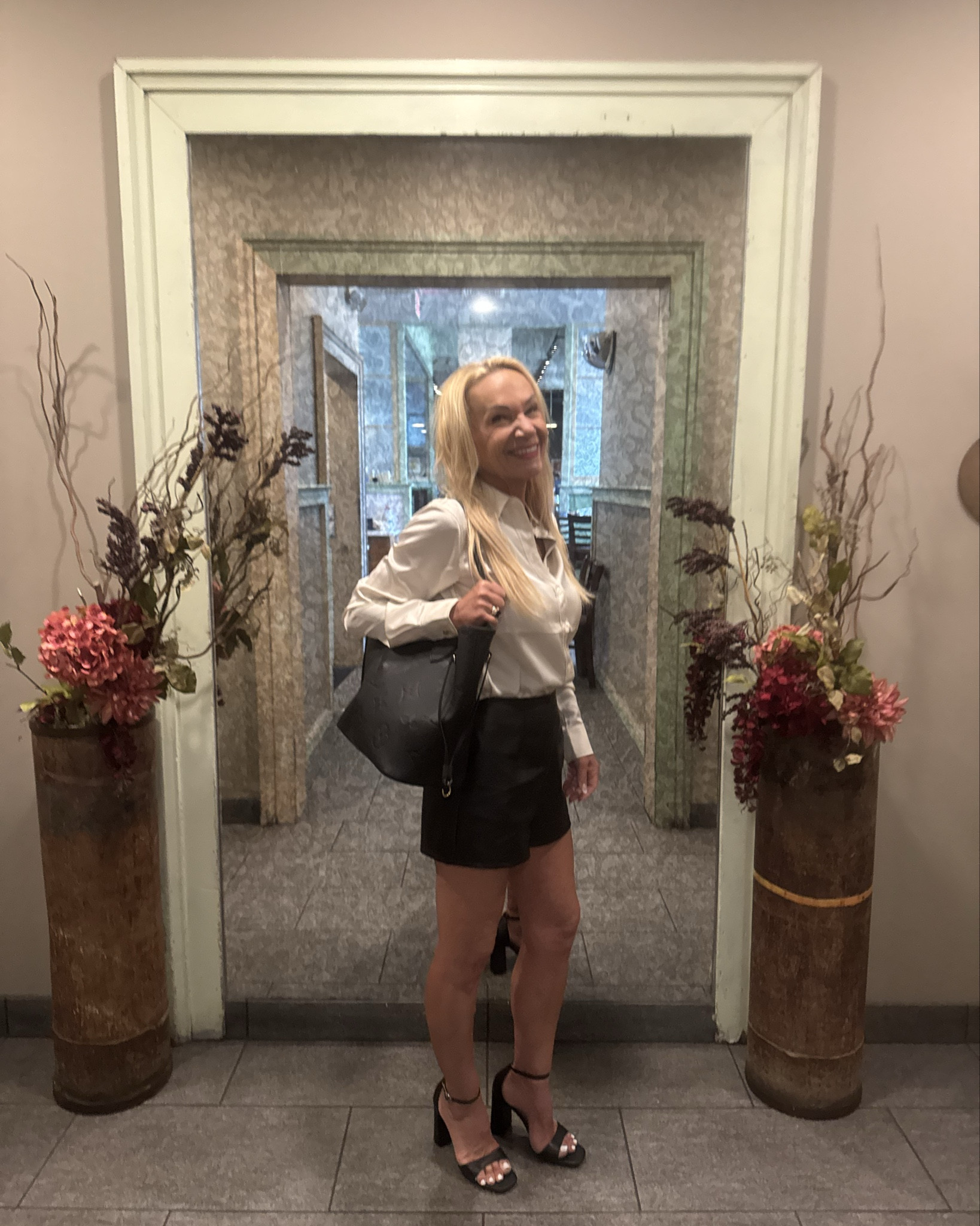 Brunch with the girls!

#LTKOver40 #LTKfoodie #LTKdayinmylife