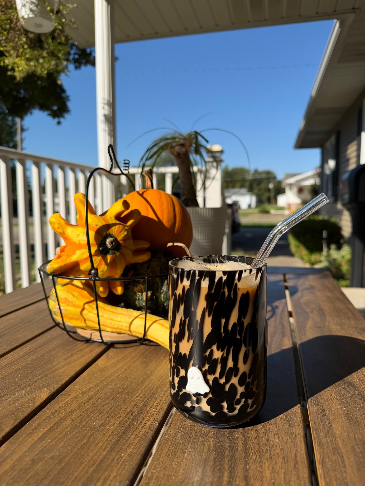 Halloween glassware! Anthro icon glass dupe!!

Anthro dupe, icon glass, Halloween decor 

#LTKSeasonal #LTKHalloween