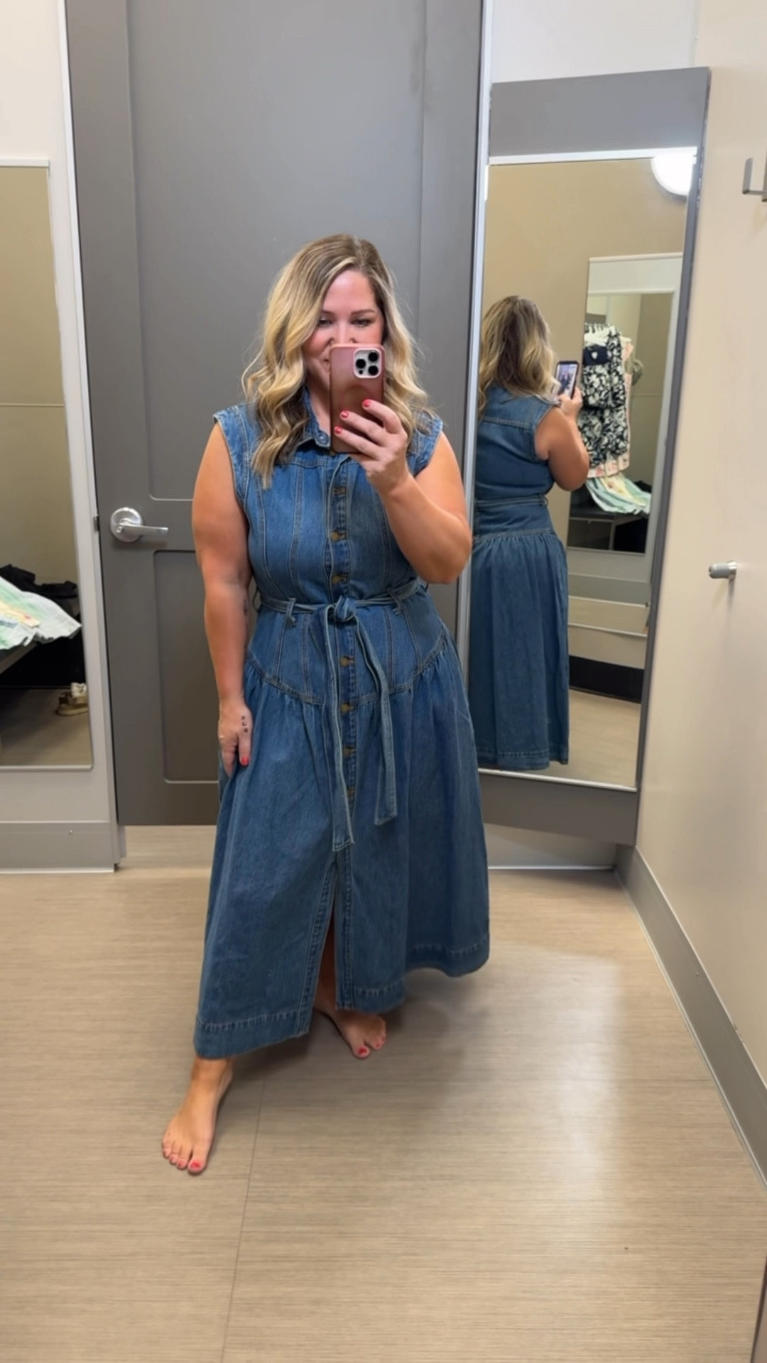 30% dresses off target circle week 

Look 1 size large 
Look 2 size large 
Look 3 size 12
Look 4 size large 
Look 5 size 16 

#LTKSaleAlert #LTKOver40 #LTKMidsize