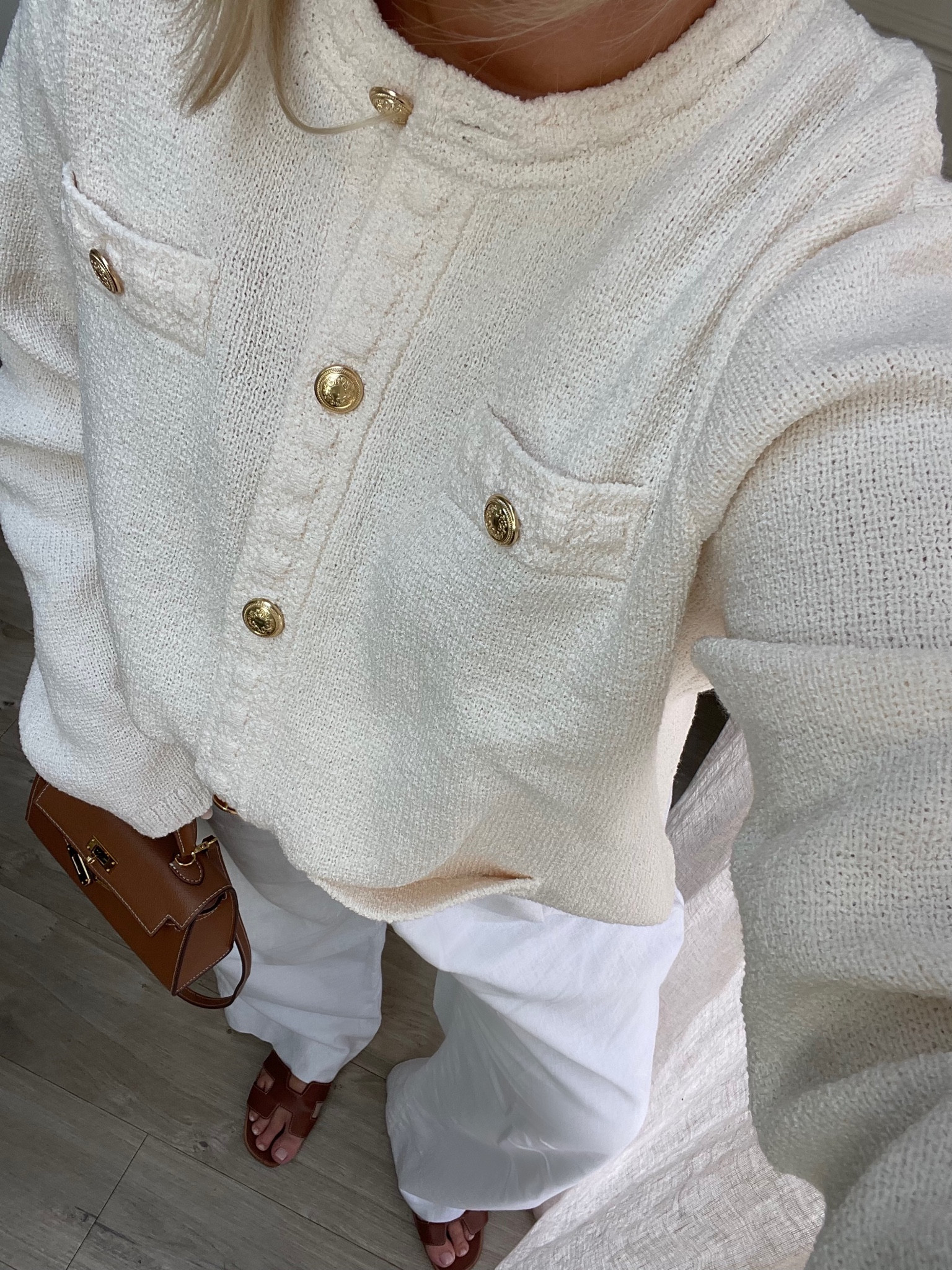 Hey new cardi 🤍🫶🏼

#LTKSeasonal #LTKstyletip #LTKFind