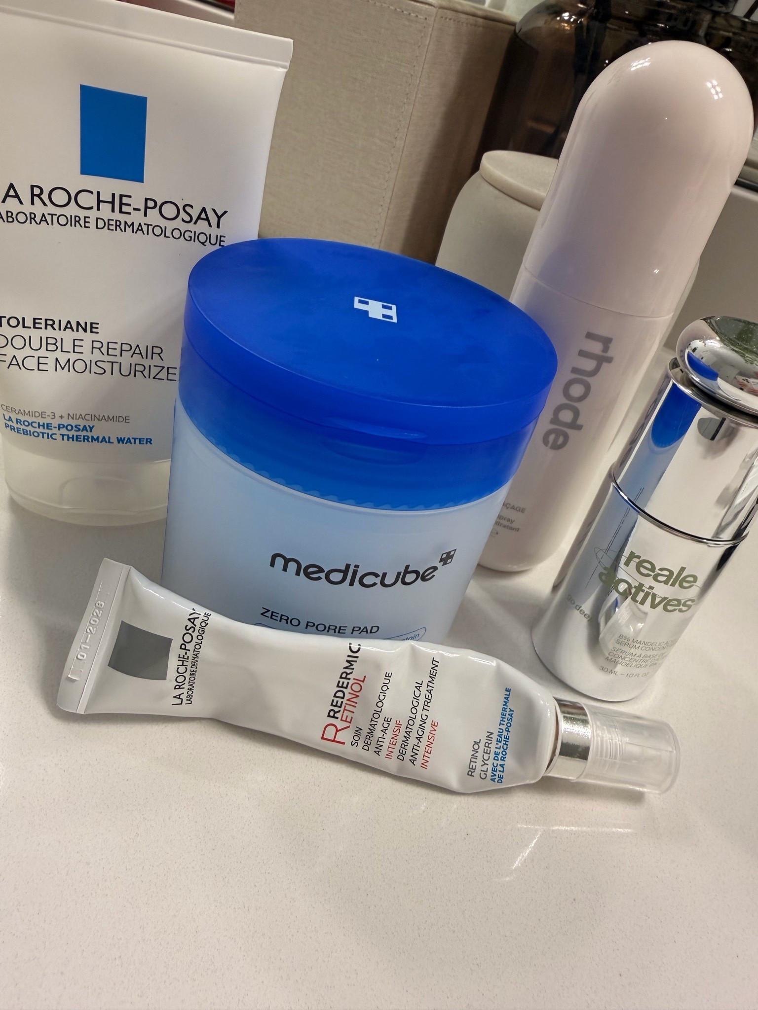My current nighttime skincare routine post shower! It’s just enough & not too much for me right now and I am loving it! 

#nighttimeroutine #skincare #nightskincare

#LTKselfcare #LTKU