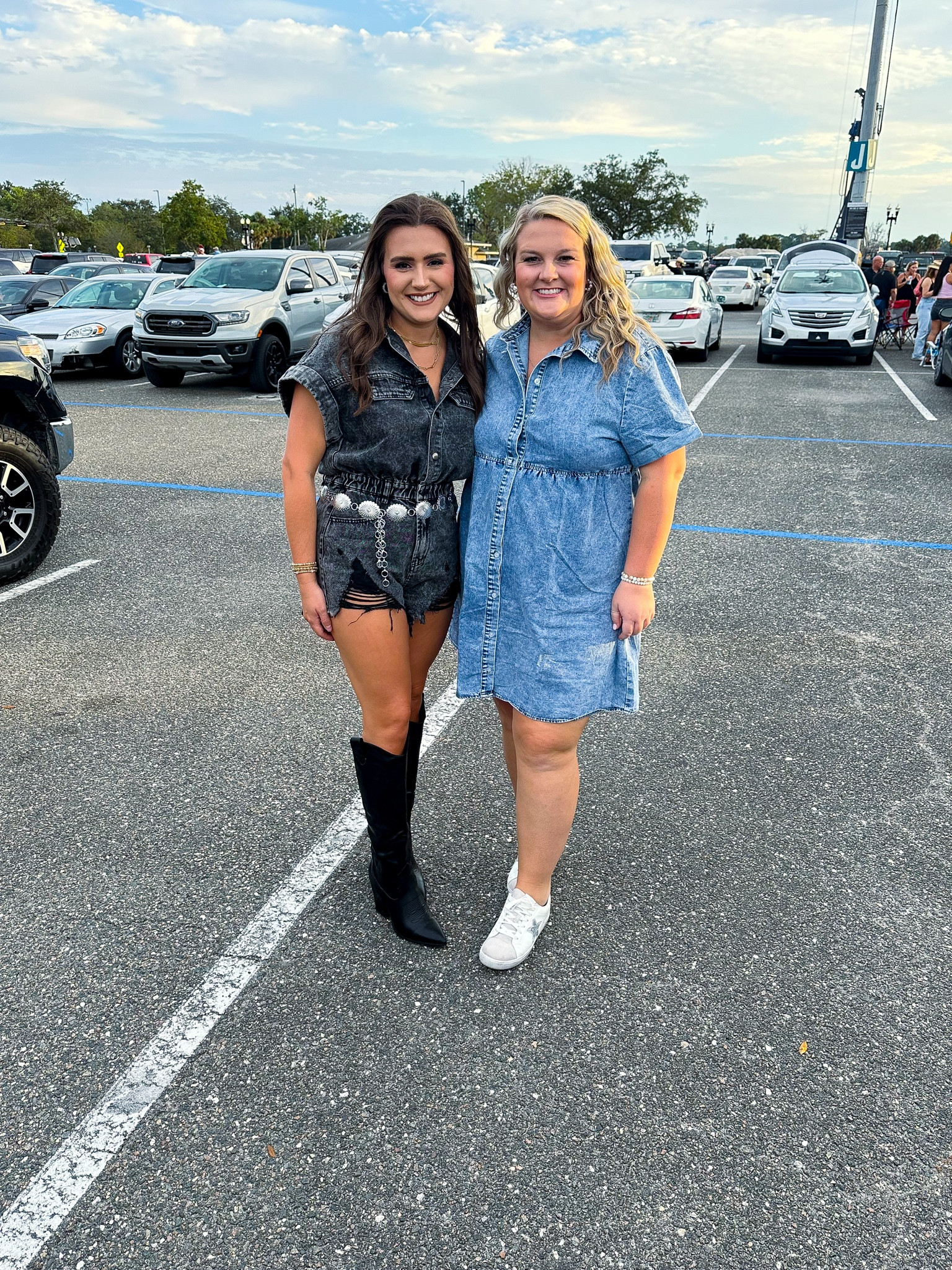 Country concert outfit 🤠

#LTKmidsize #LTKfindsunder100 #LTKU